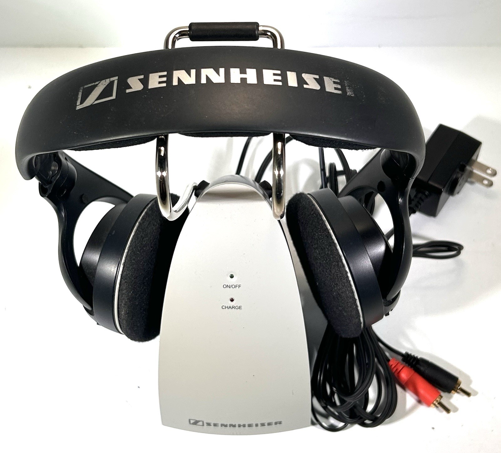 Sennheiser RS 120 RF UHF Wireless Headphones w/ Transmitter Base Black/Gray