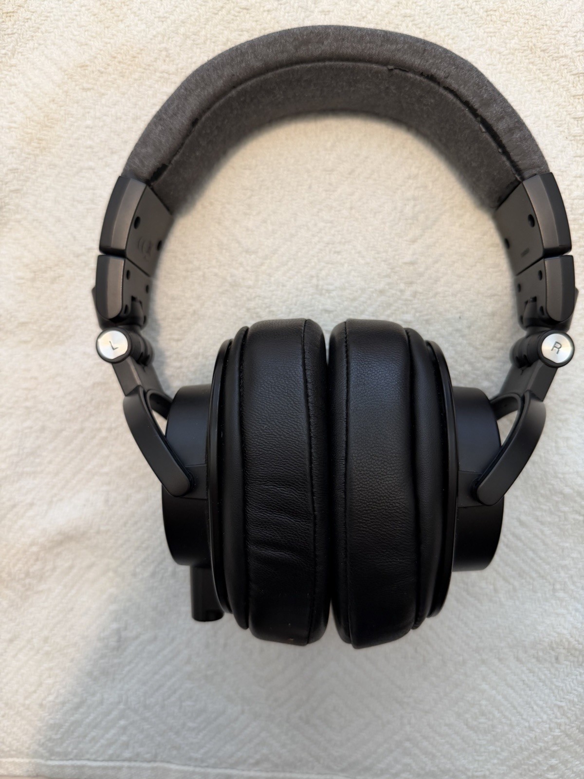 Audio-Technica ATH-M50x Black Headphones With 3 Cables Bag And Upgraded Ear Pads