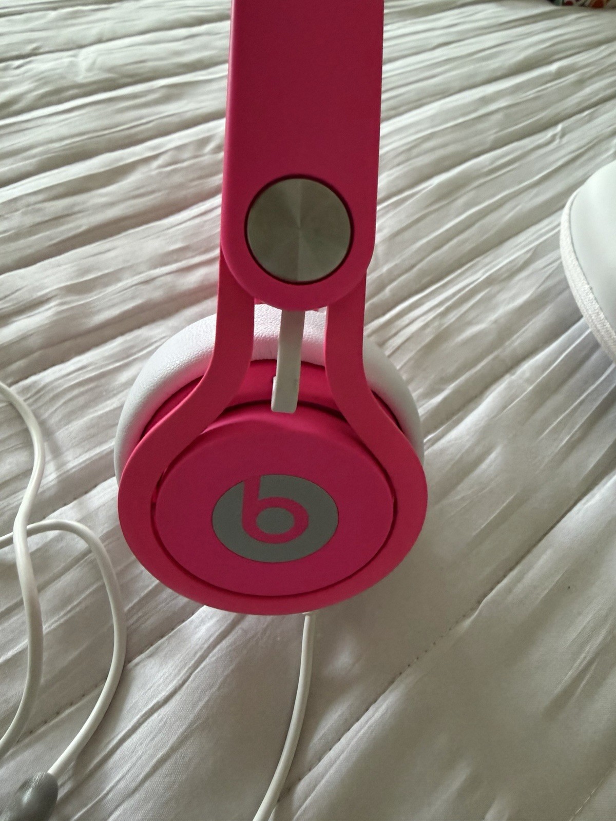 Beats by Dr. Dre MIXR Over the Head DJ Headphones – Pink