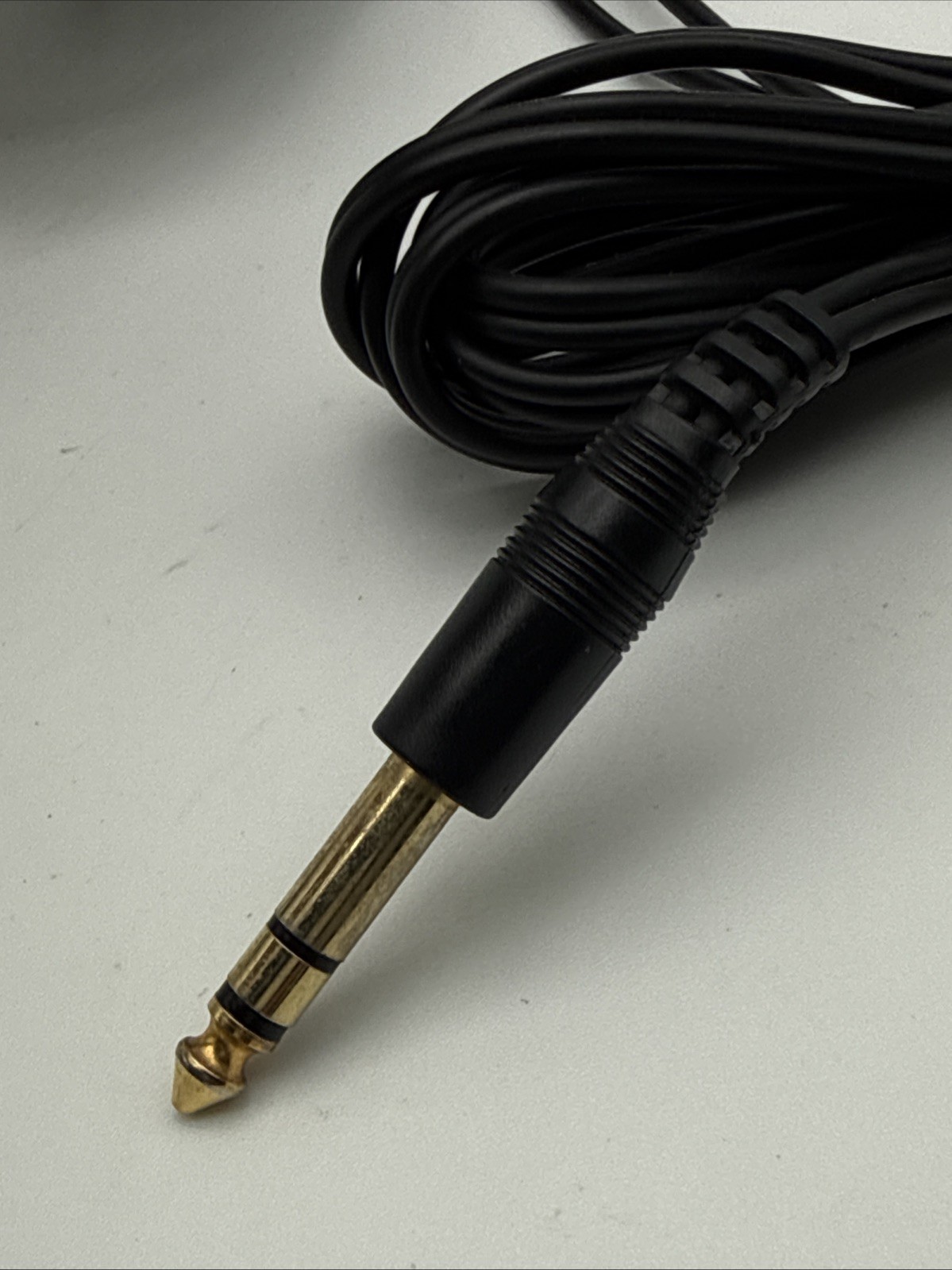 Vintage HE+ HE 325 Over The Ear Dynamic Stereo Headphones 1980’s