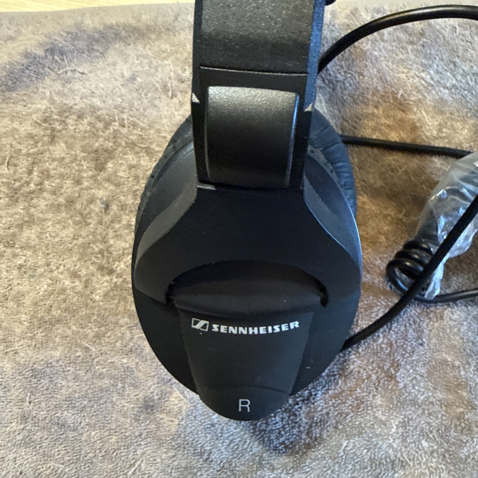 Sennheiser HD 280 Pro Studio Headphones 64 Ohm TESTED WORKS Sounds Great