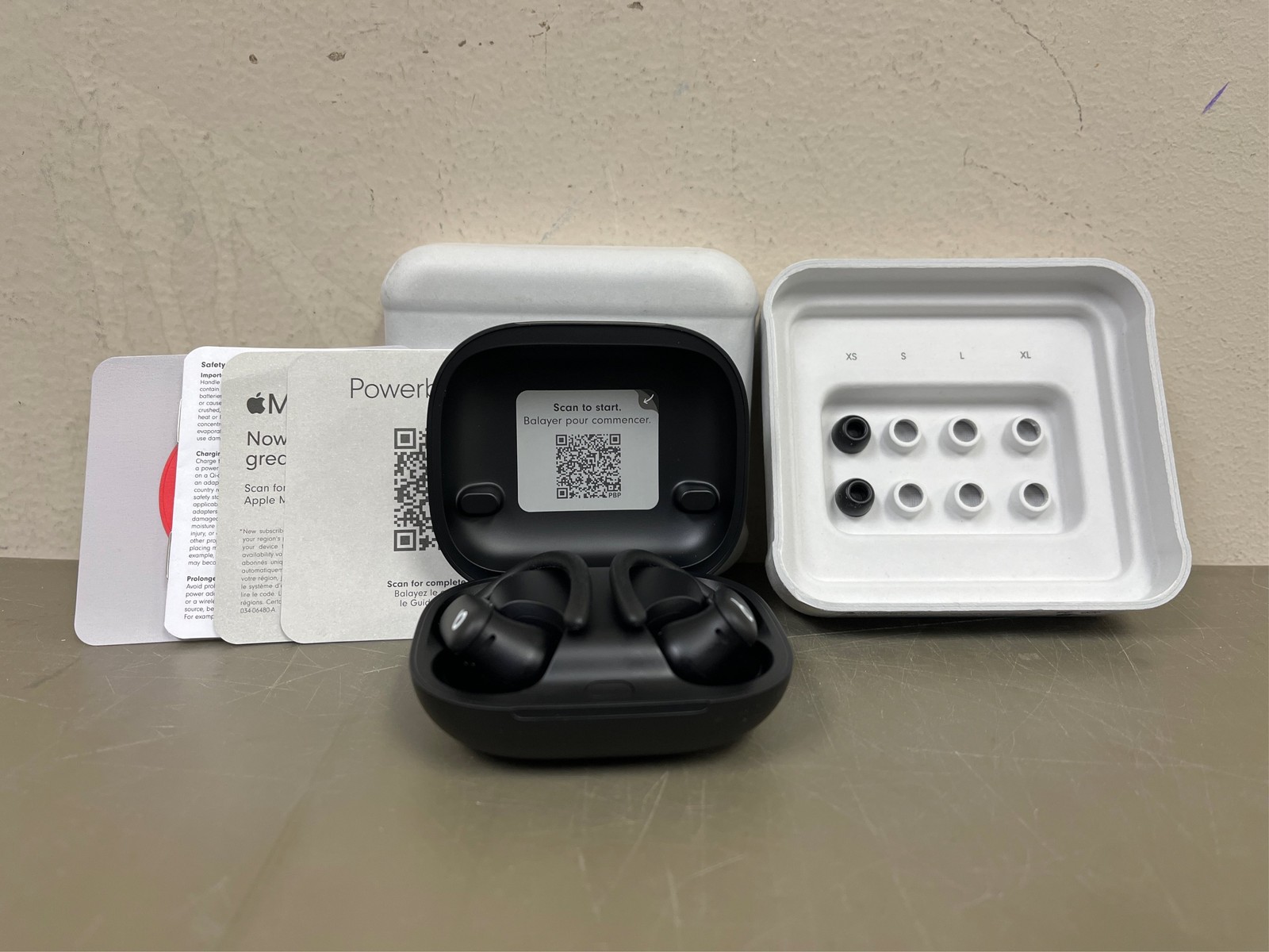 Beats – Powerbeats Pro 2 True Wireless Active Noise Canceling Earbuds – Jet Blac