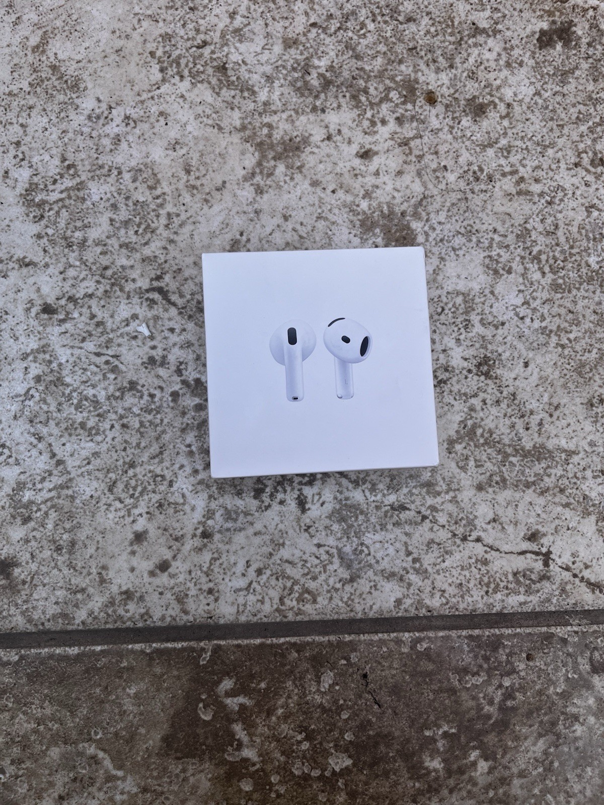 Apple AirPods 4 In-Ear Bluetooth Wireless Earbuds Headphones, White