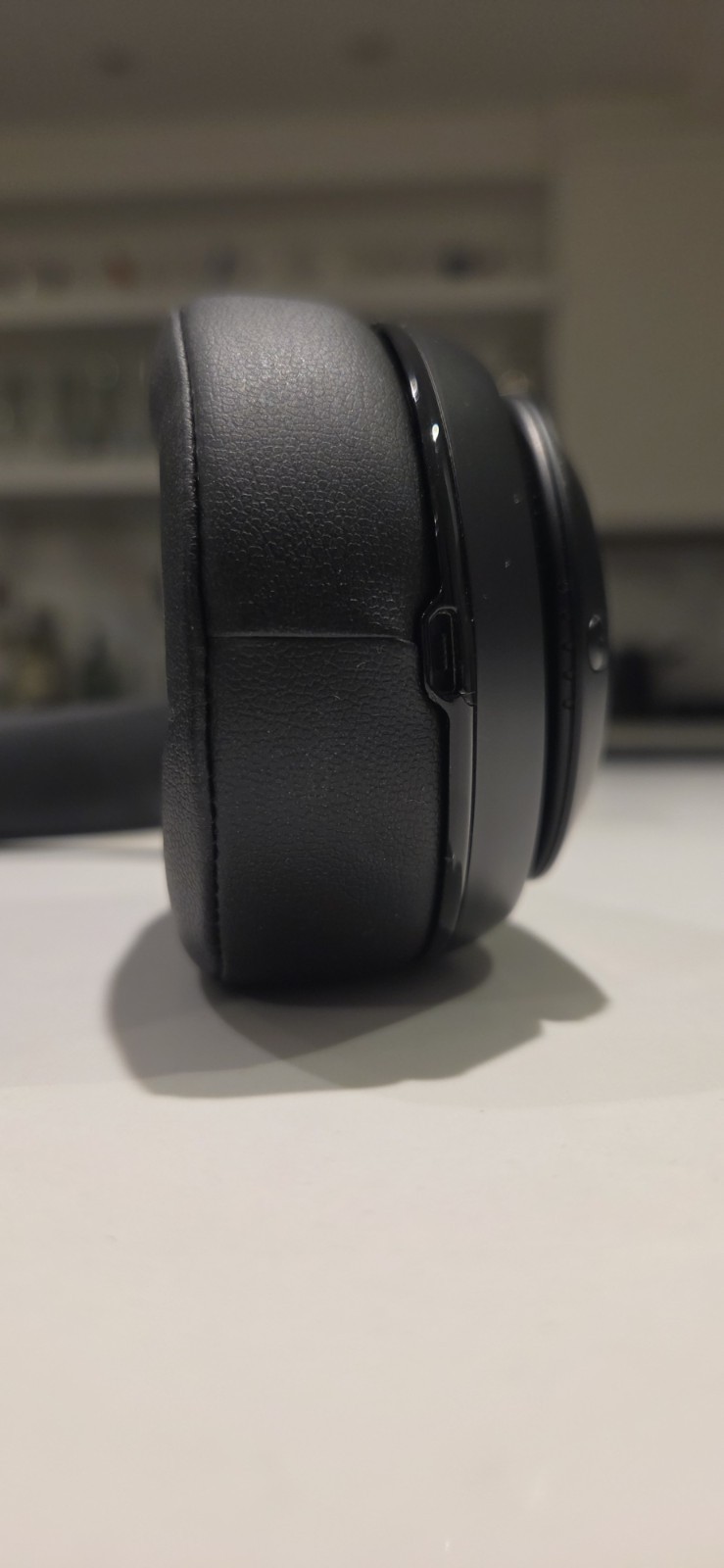 Beats by Dr. Dre Studio3 Over the Ear Wireless Headphones – Black