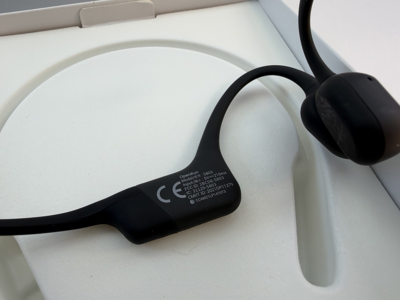 Shokz OpenRun Wireless Bone Conduction Headphones – Black S803