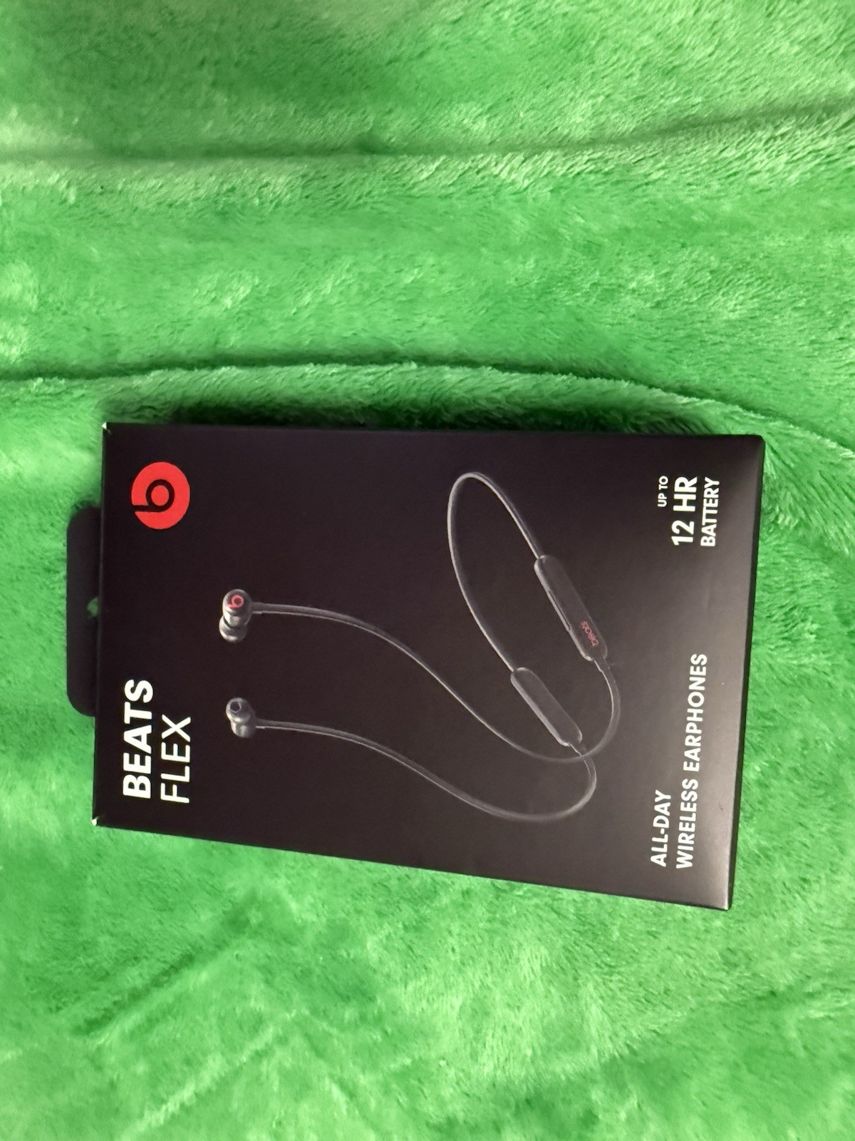 Beats Flex Wireless Earbuds Headphones Chip Magnetic Earphones Open Box
