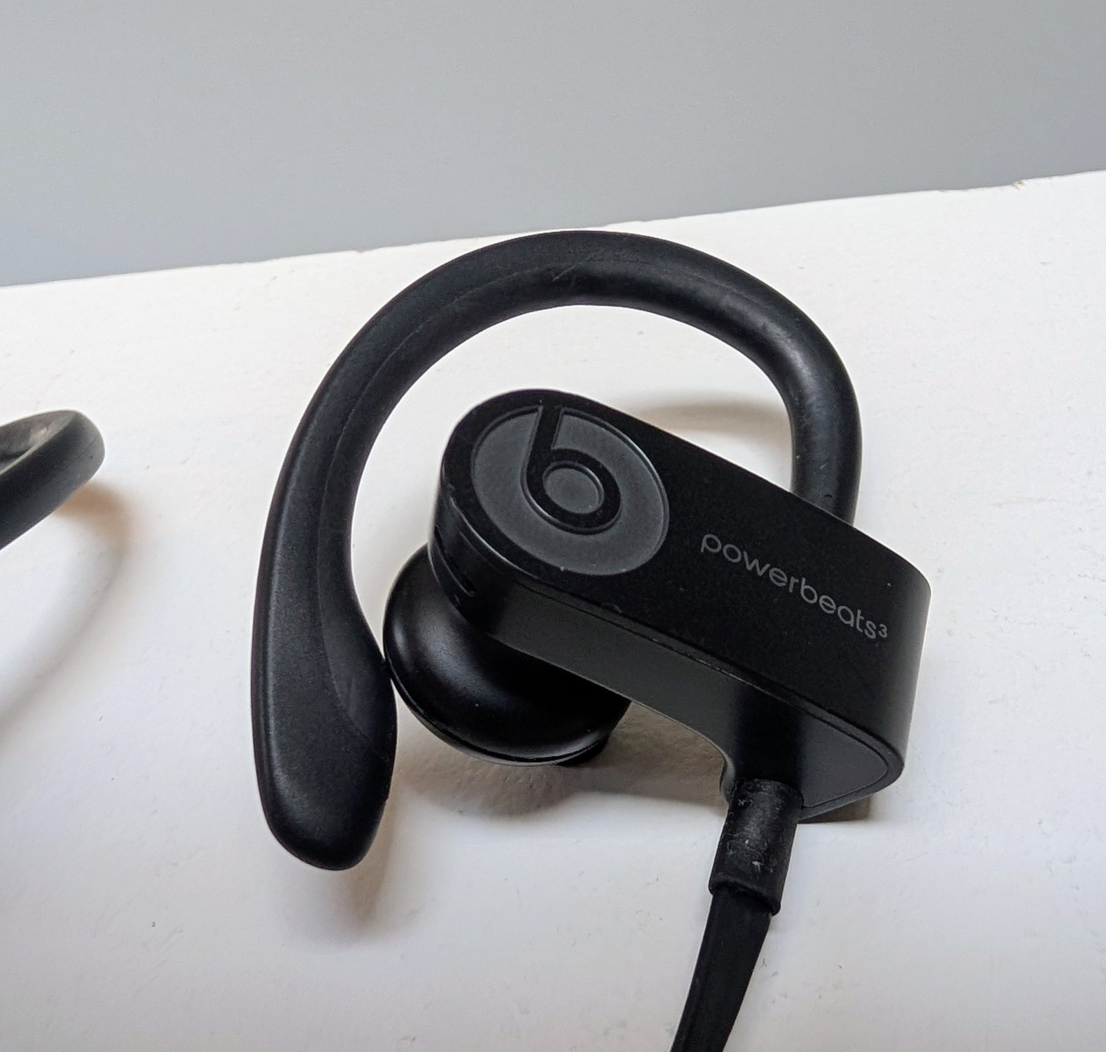 Beats by Dr. Dre Powerbeats3 Wireless Bluetooth In-Ear Headphones Black