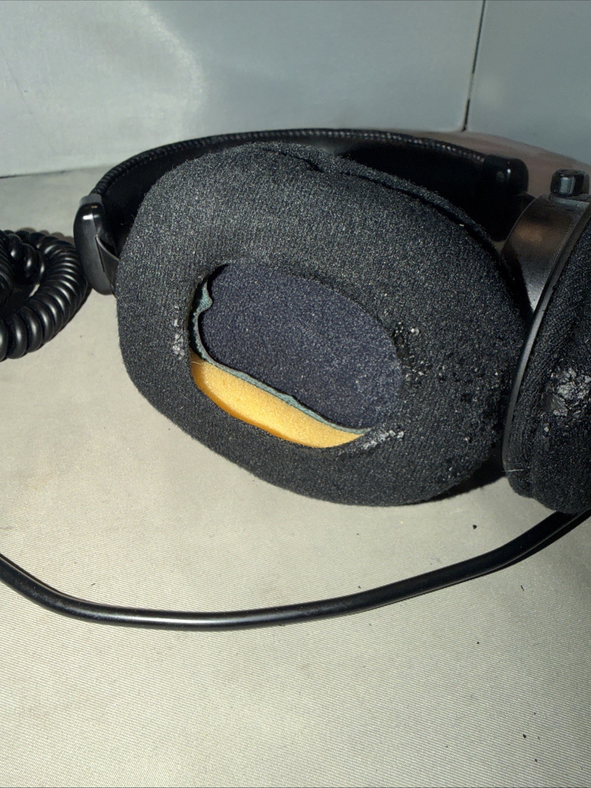 Sony MDR-V6 Over the Ear Headphones, Adjustable Head Band, Needs Ear Pads