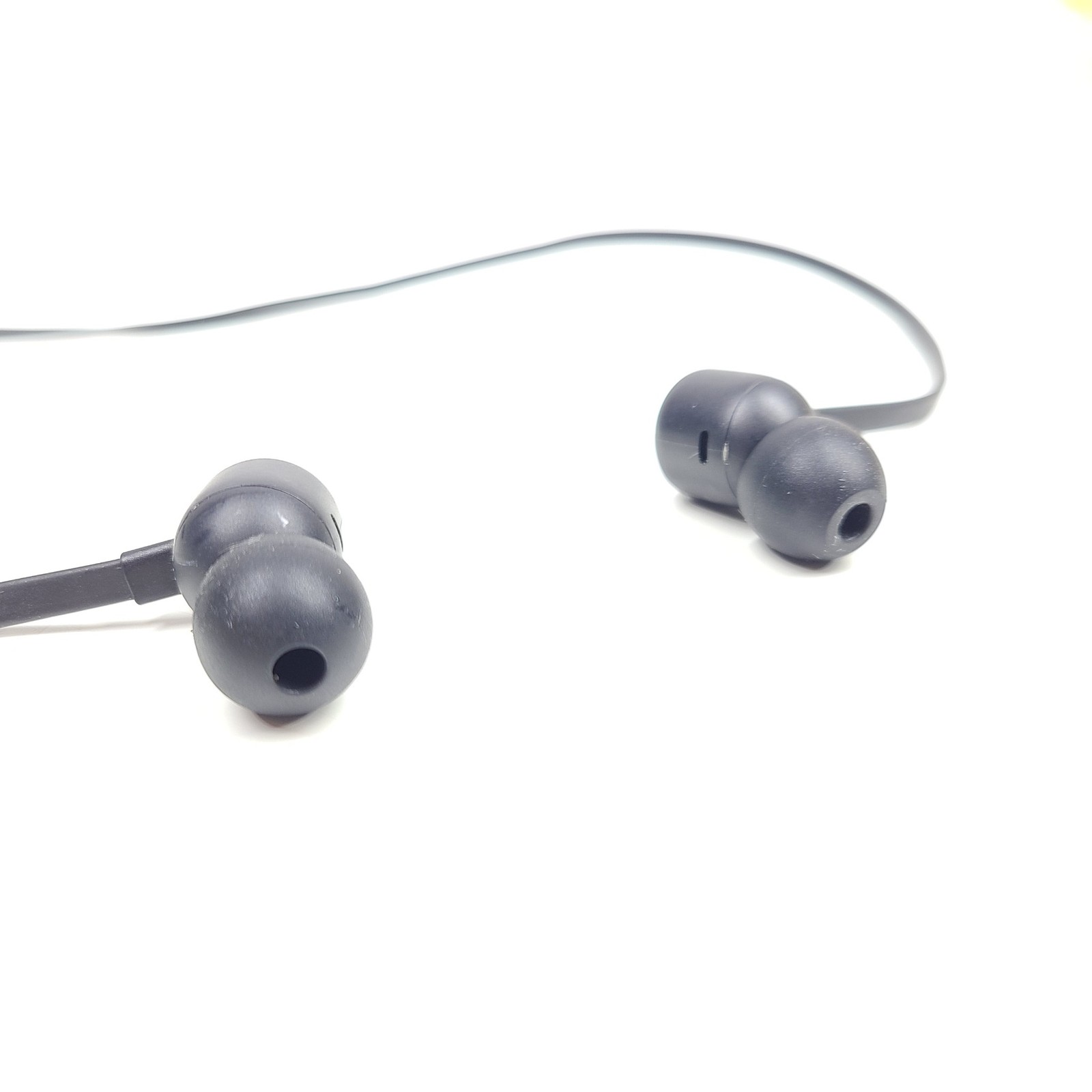 Beats by Dr. Dre Flex Wireless Bluetooth In-Ear Headphones A2295 – Beats Black