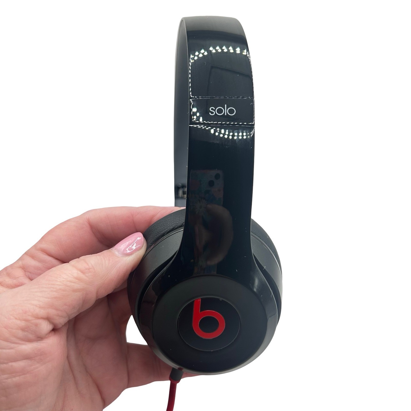 Beats by Dre Solo HD Wired On-Ear Headphones Gloss Black with Red Cable Case