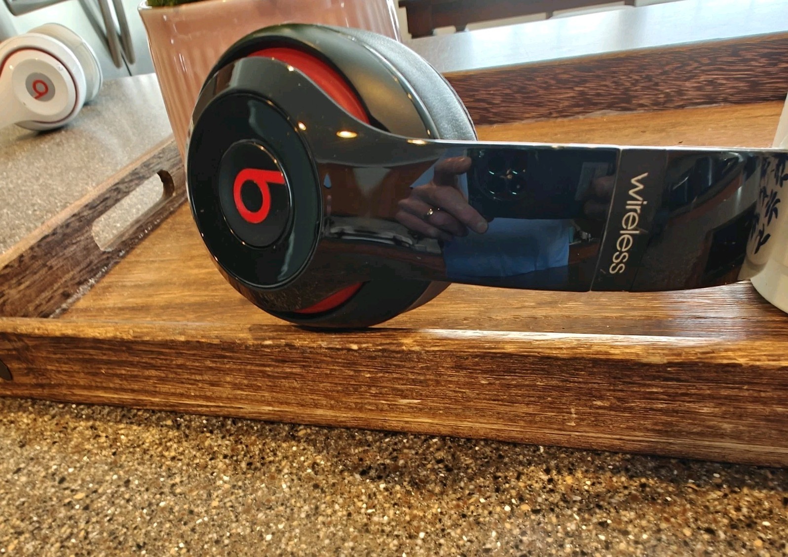 Beats by Dr. Dre Studio 2 Wireless *2 Pair* White/Red & Black/Red **Excellent**