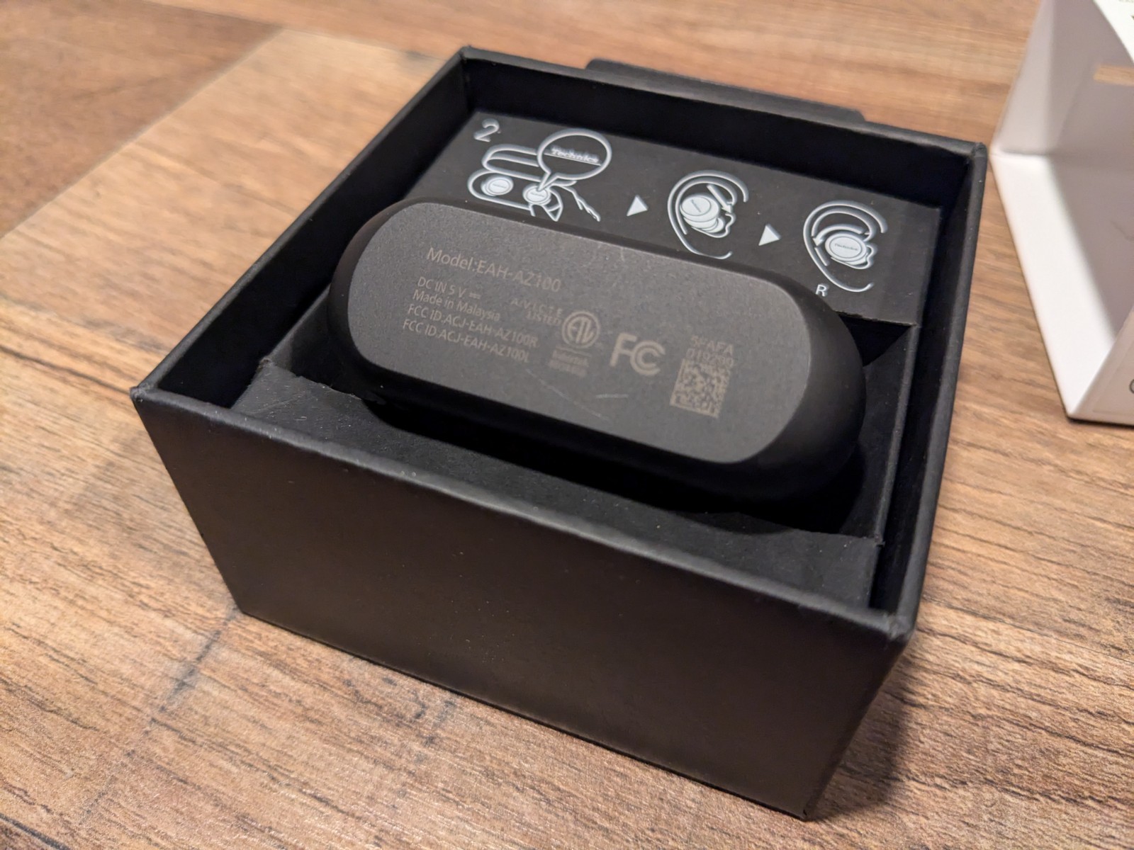 Technics EAH-AZ100 True Wireless Bluetooth Earbuds/ANC/3-Multipoint/10-hr🔋Black
