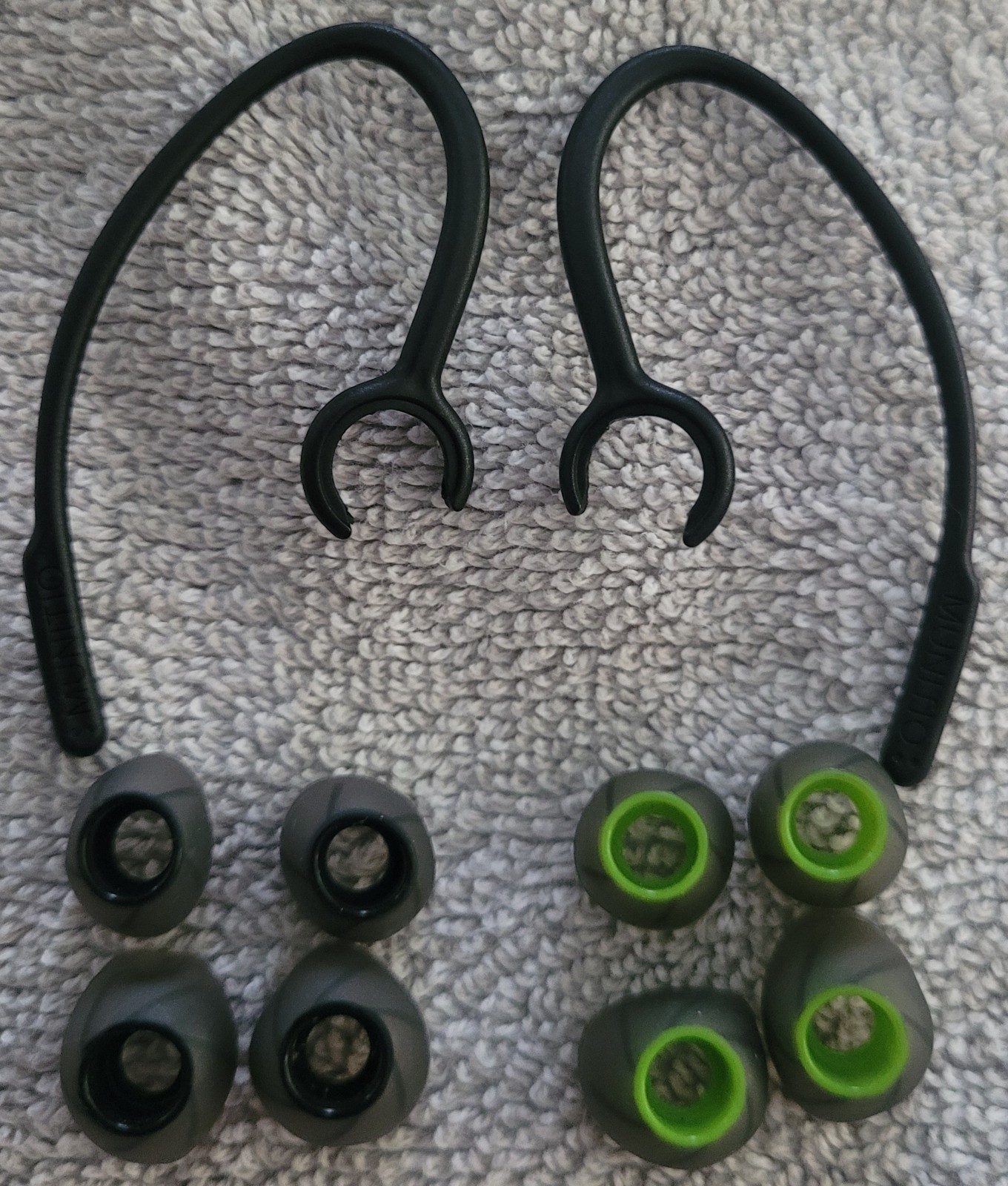 Call of Duty MW3 Edition Munitio Nines 9mm Earphones Earbuds w/ In-Line Mic COD