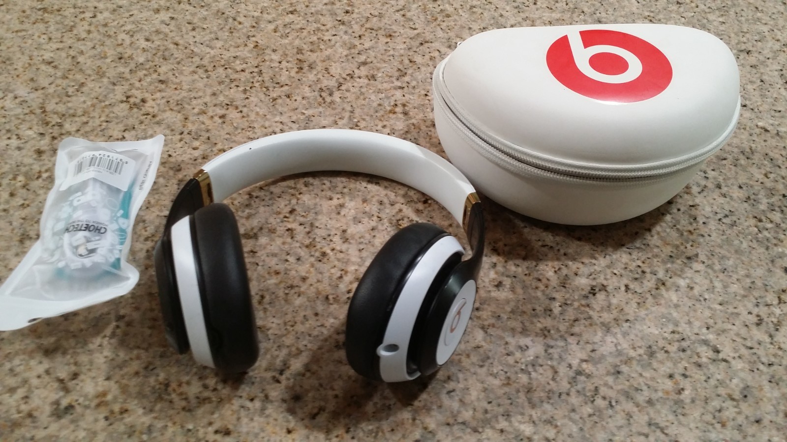 Beats by Dr. Dre Studio 3.0 Wireless Bluetooth Over-Ear Headphones Gold/Black