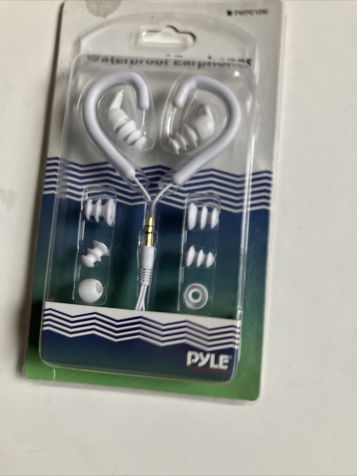 NEW PyleHome PWPE10W Wired Waterproof Ear Marine Swimming Headphones – White