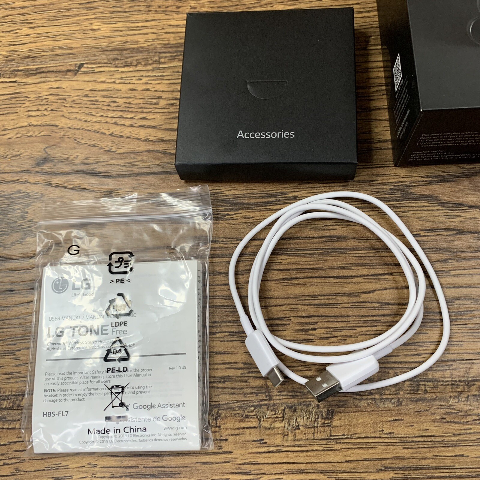 LG TONE Free Earbuds Bluetooth All Day Comfort HBS-FL7 Black in ear