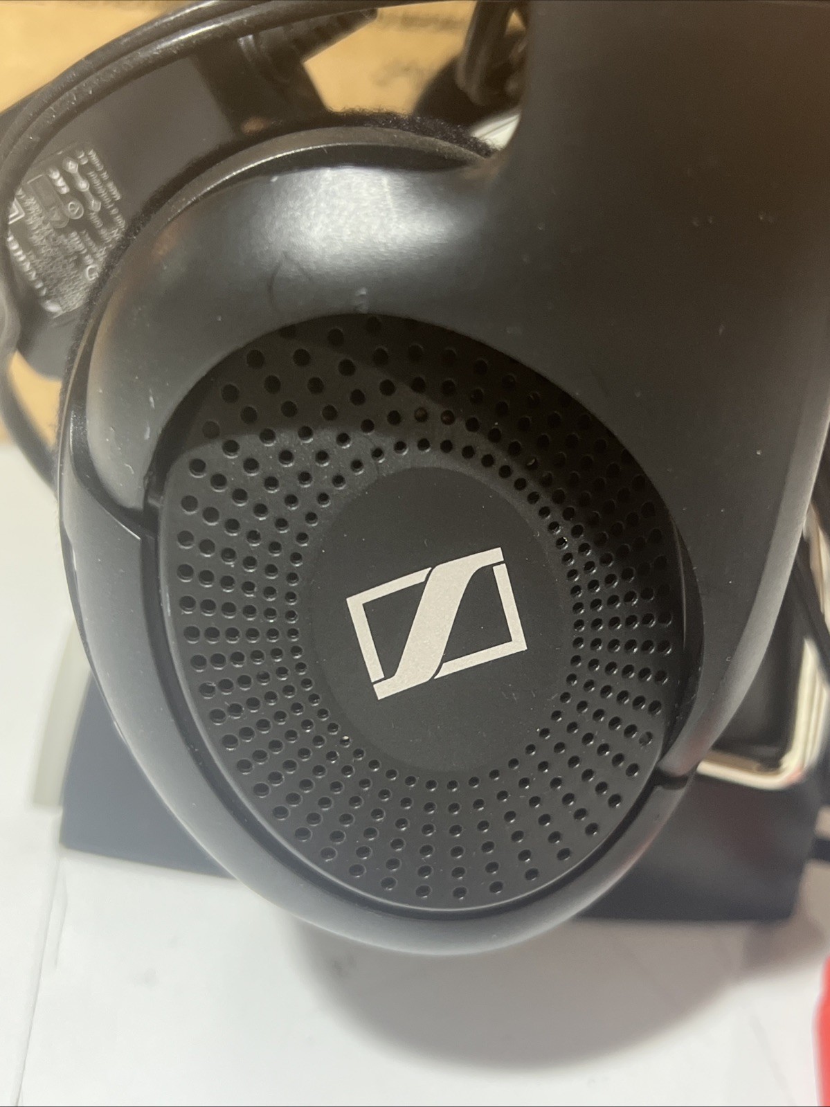 Sennheiser HDR120 Wireless TV Stereo Headphones w/ TR120 Charging Stand