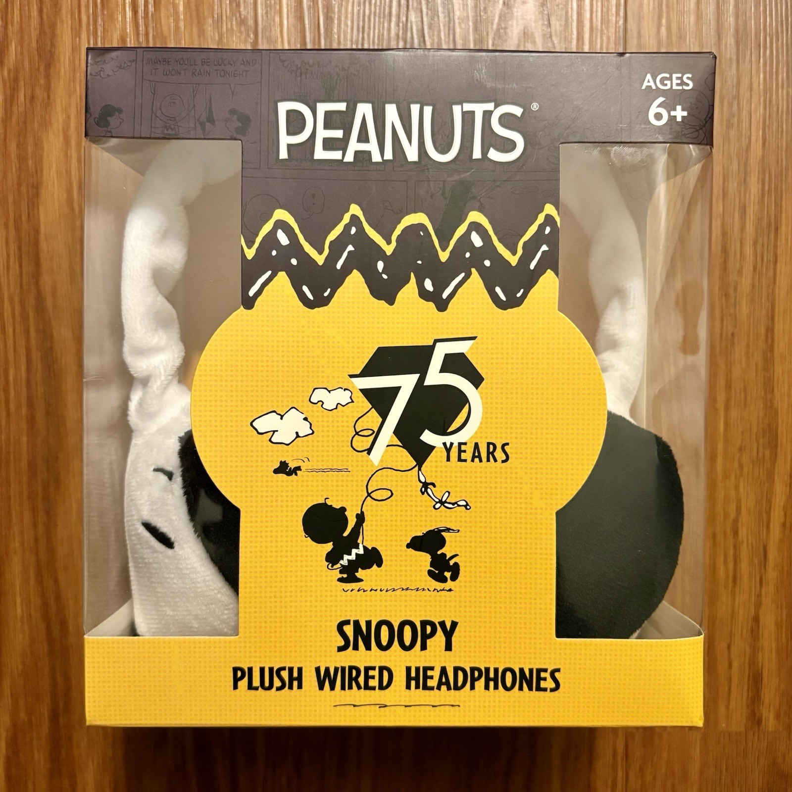 Peanuts Snoopy Plush Wired Headphones 2025 75 Years New Sealed Cute!