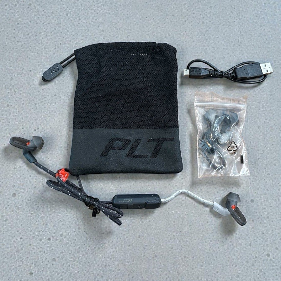 Plantronics BackBeat FIT 305 Sweatproof Earbuds Wireless Headphones w/Travel Bag