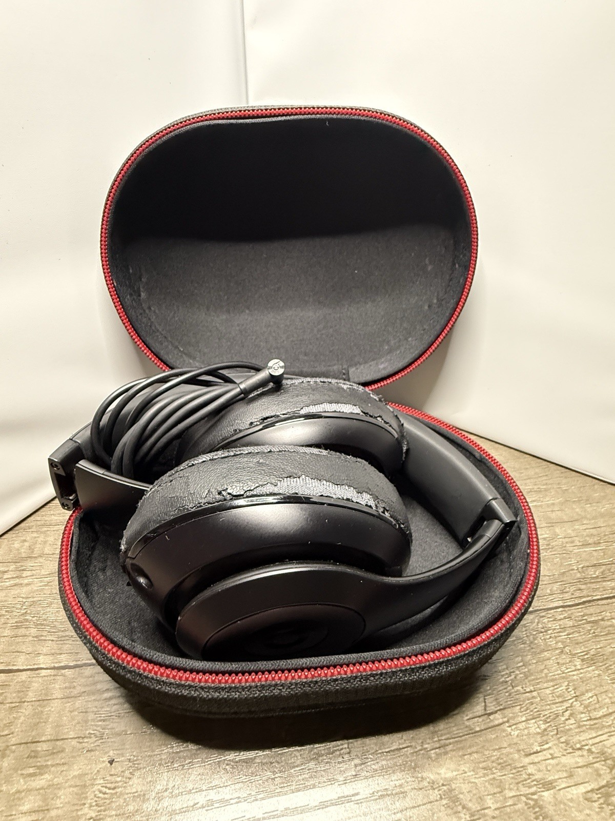Beats by Dr. Dre Studio2 Wireless Bluetooth Headphones Black – B0501