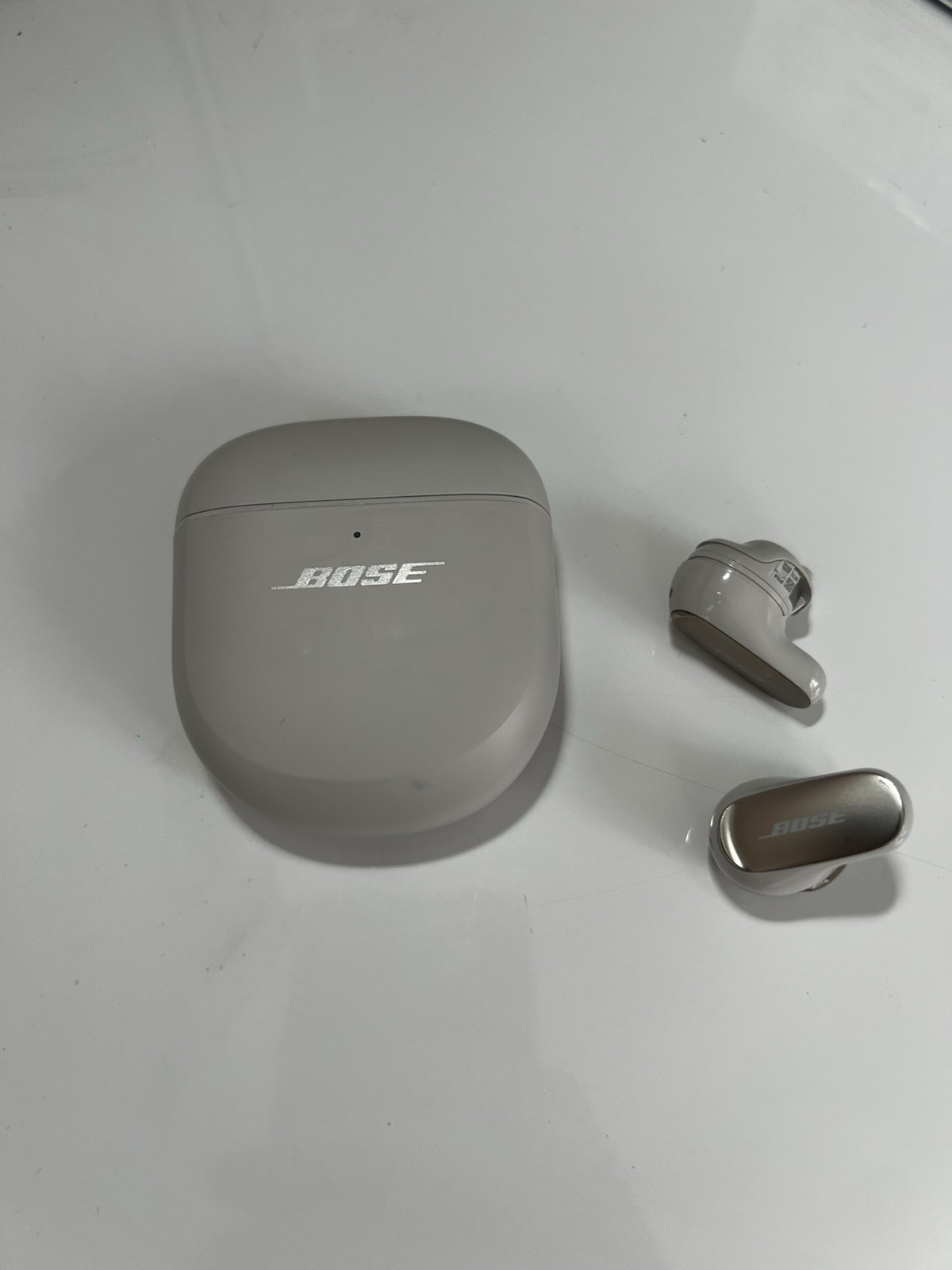 Bose QuietComfort Ultra Earbuds Active Noise Cancelling ANC – White Smoke