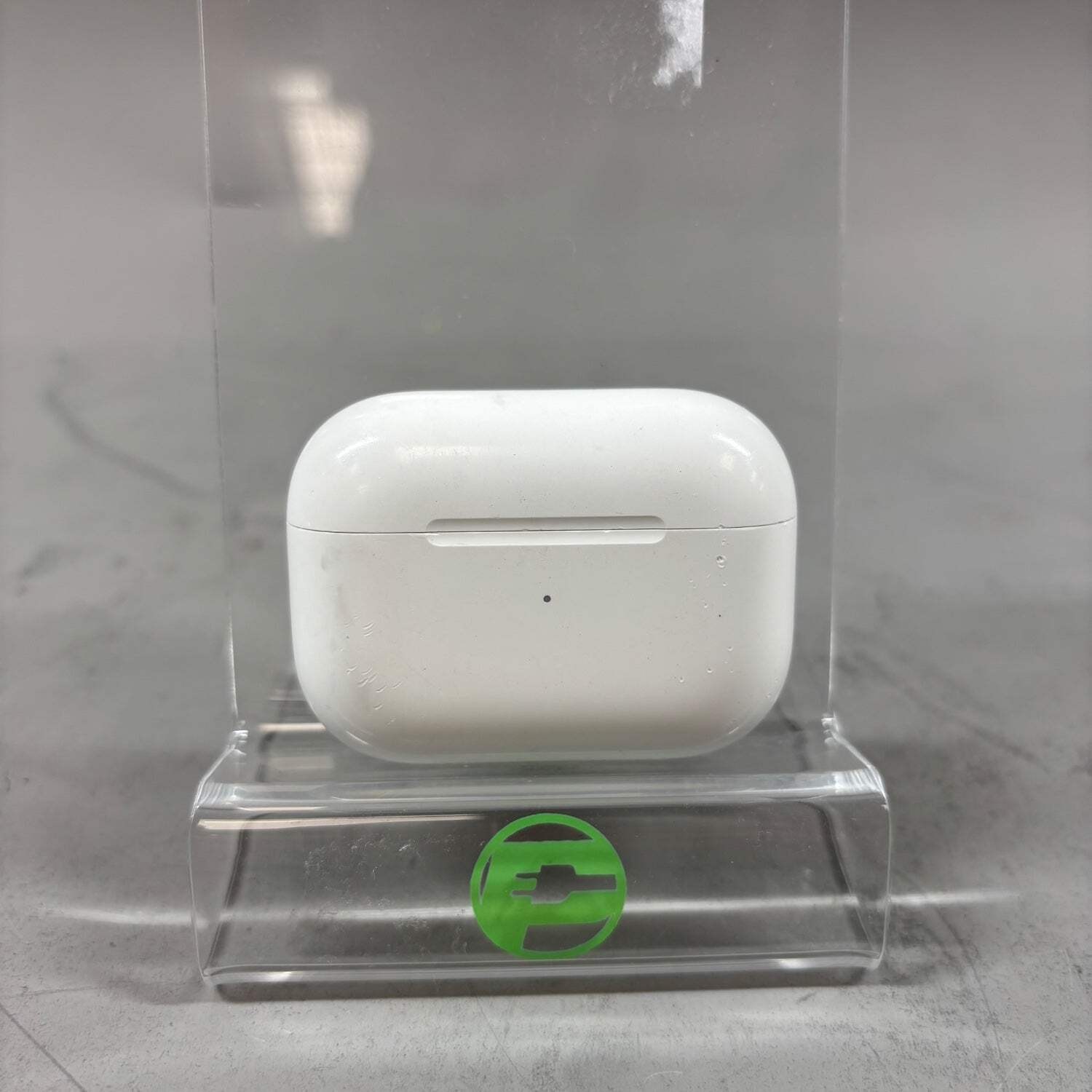 Apple AirPods Pro 3rd Gen with MagSafe Charging Case A2700