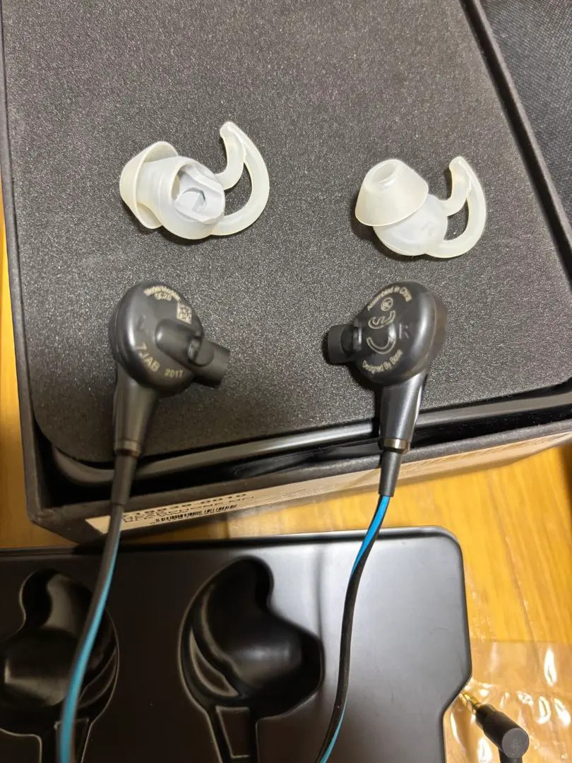 Bose QuietComfort 20 QC20 Noise Cancelling Earphones Android Black Used Good