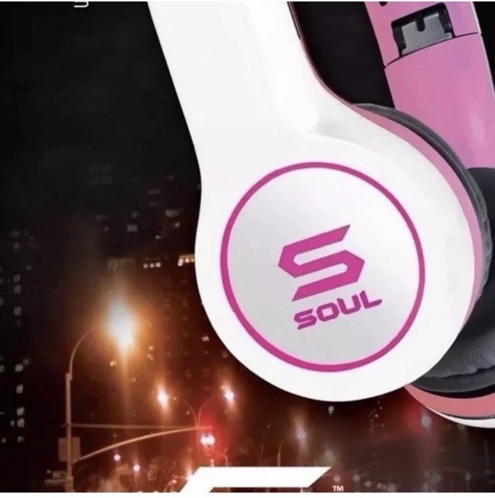 SOUL by Ludacris SL100PW Ultra Dynamic Headphones Full Ear Cup Articulation NIB