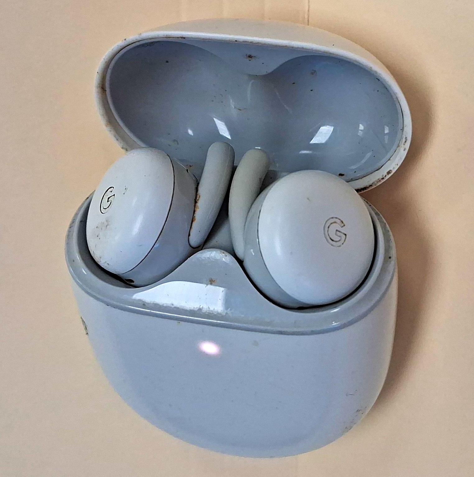 Google Pixel Buds True Wireless Bluetooth In-Ear Earbuds w/ Mic Case Gray
