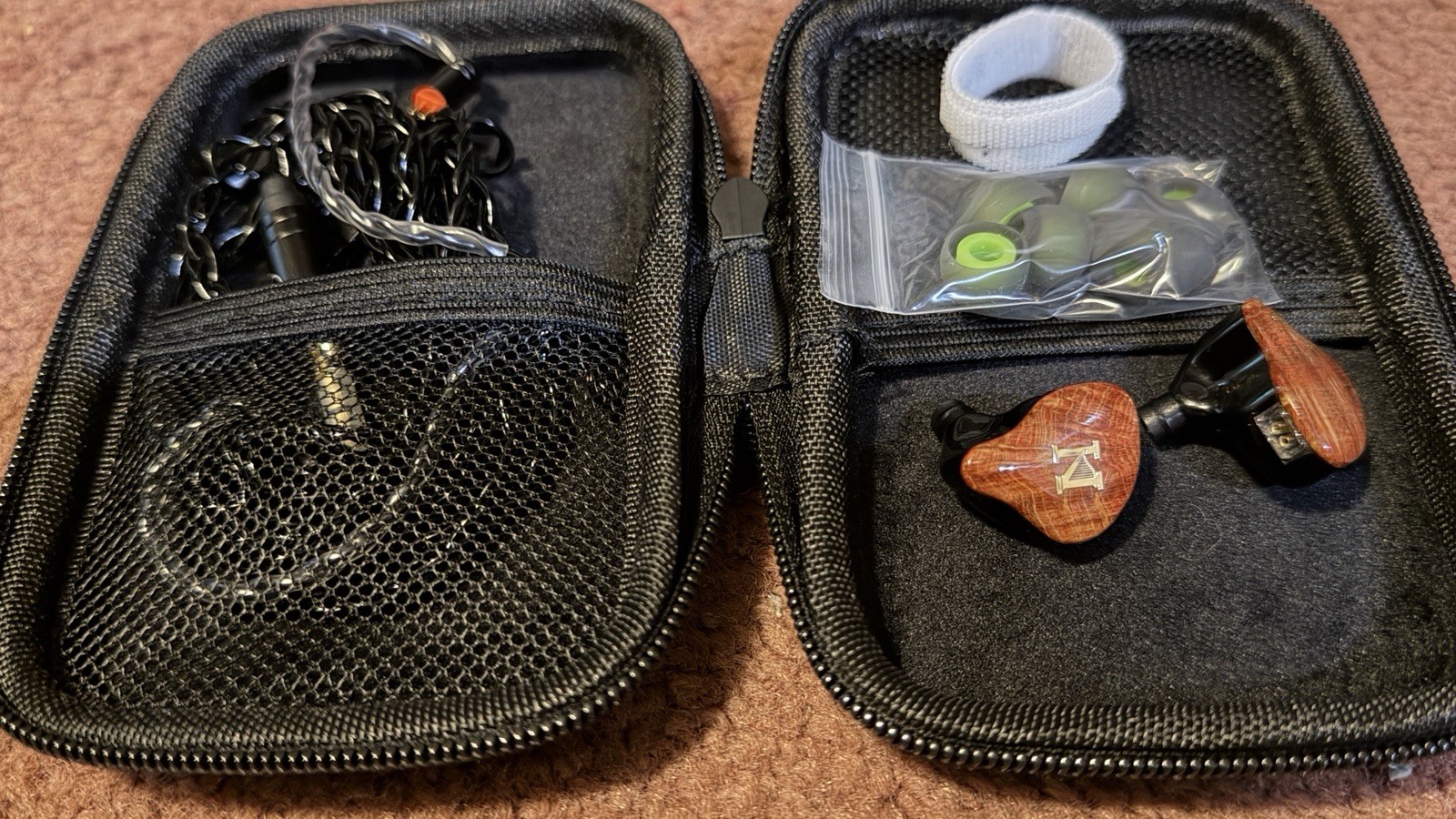 12 IEM Earbud Lot Fosi IM4 Penon Fan 3S Shanling ME600 Unicrom ISN Neo 1 KZ CCA