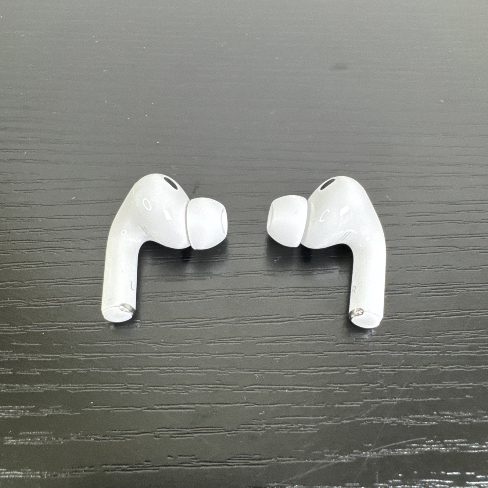 Apple AirPods Pro 3rd Wireless Active Noise Cancelling Earbuds MFHP4LL/A No Case