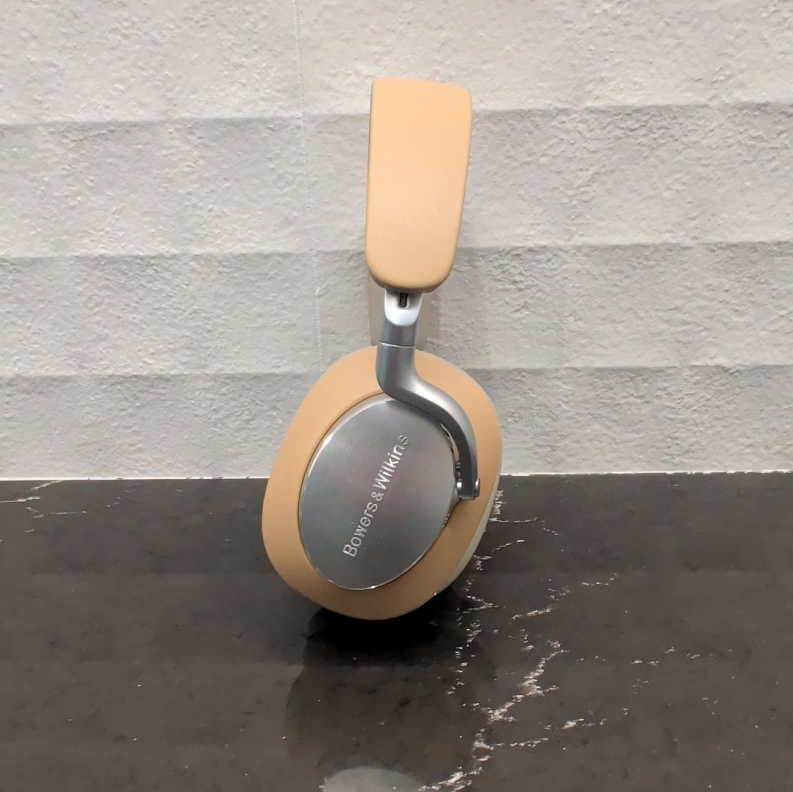 Bowers & Wilkins Px8 Over-Ear Headband Headphones Bluetooth USB-C Beige/Silver