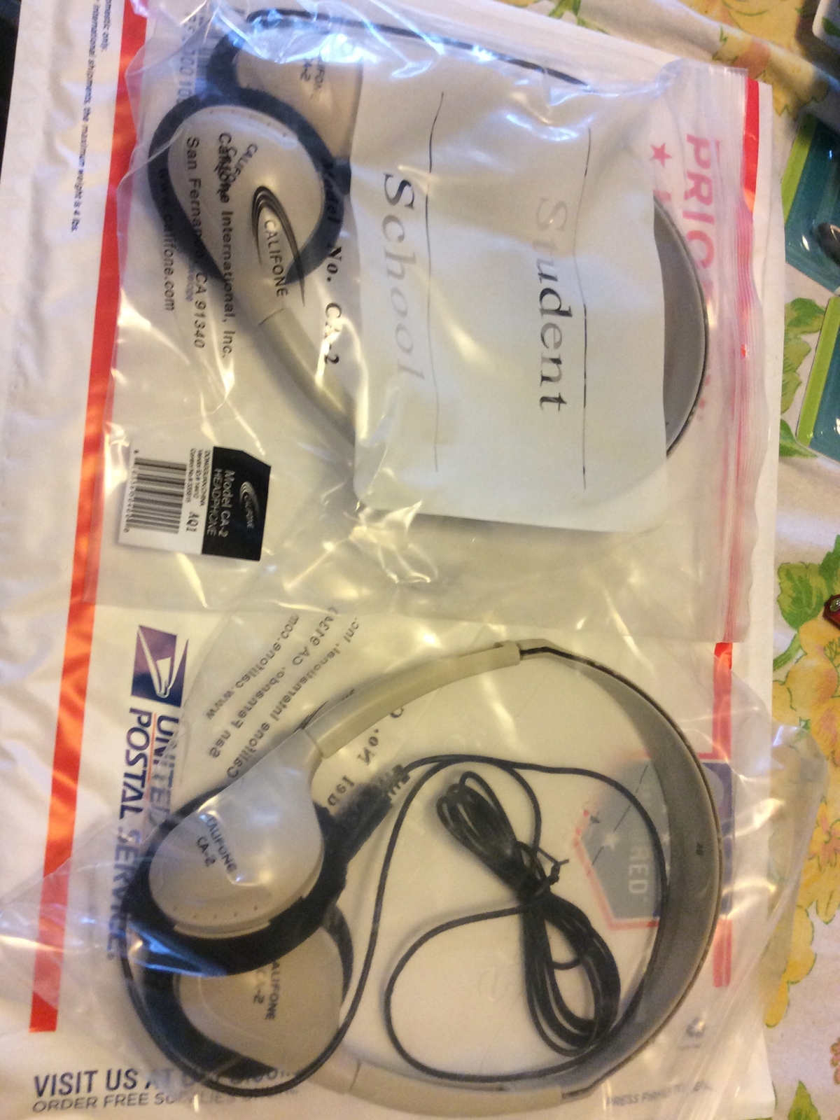 2 New Califone CA-2 Wired 3.5mm Stereo Headphones – Beige New Free Shipping