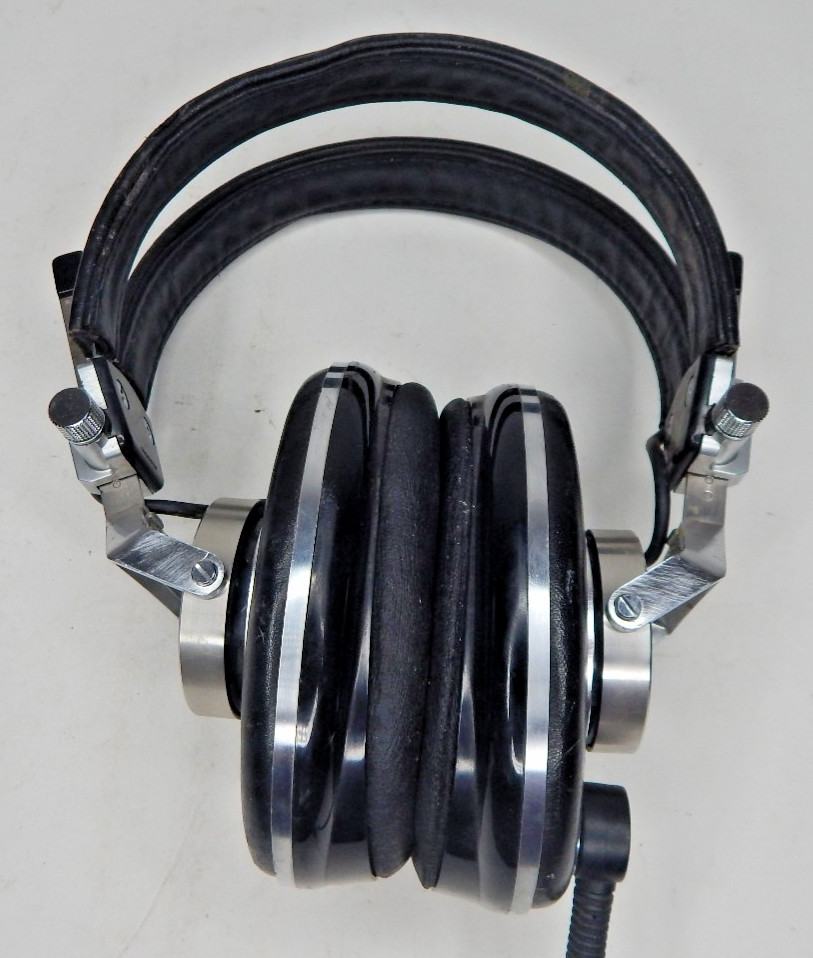 Vintage Pioneer Monitor 10 Over The Ear Headphones Audio – Black Tested Working