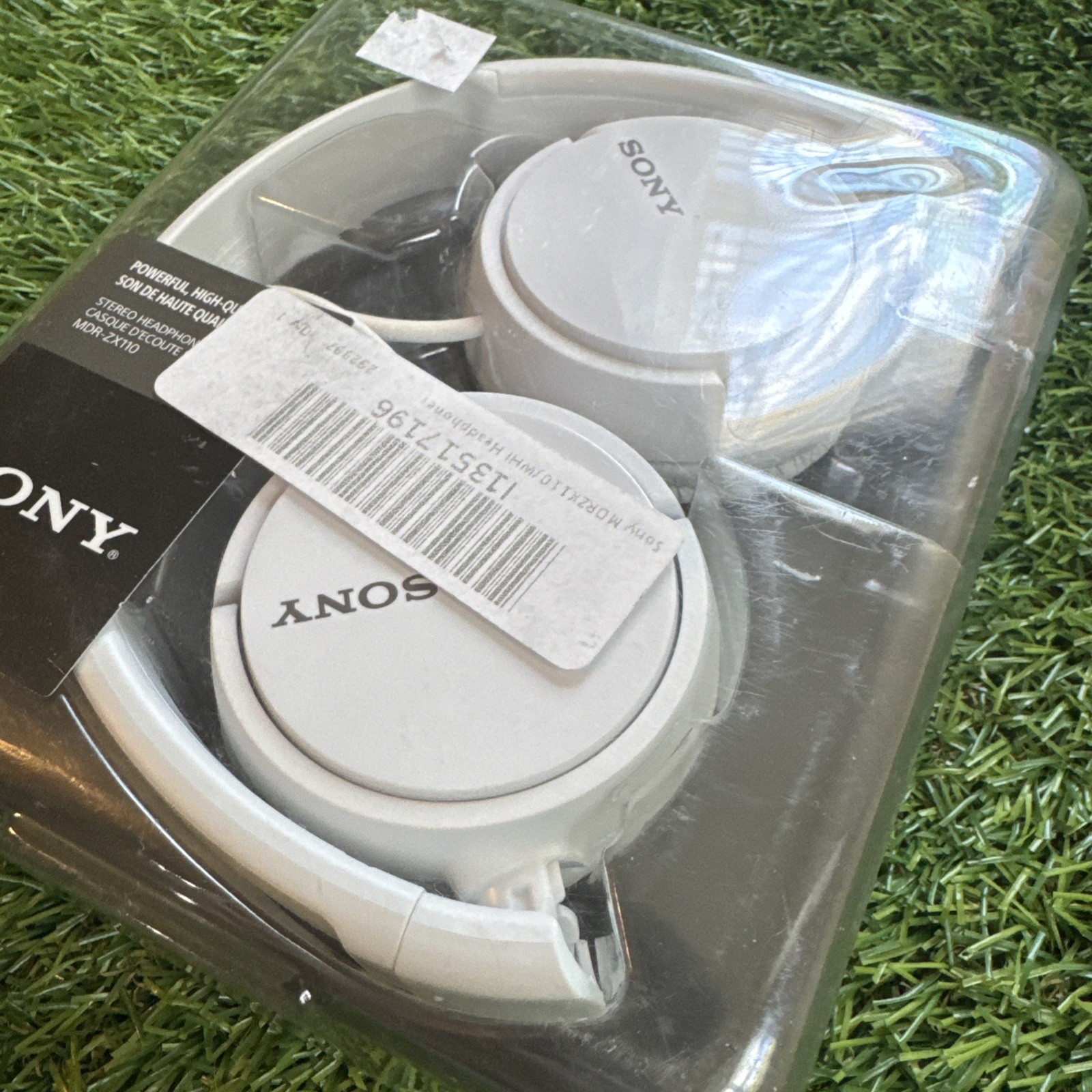 Sony MDR-ZX110 Ear-Pad (On the Ear) Headband Headphones – White – New Old Stock