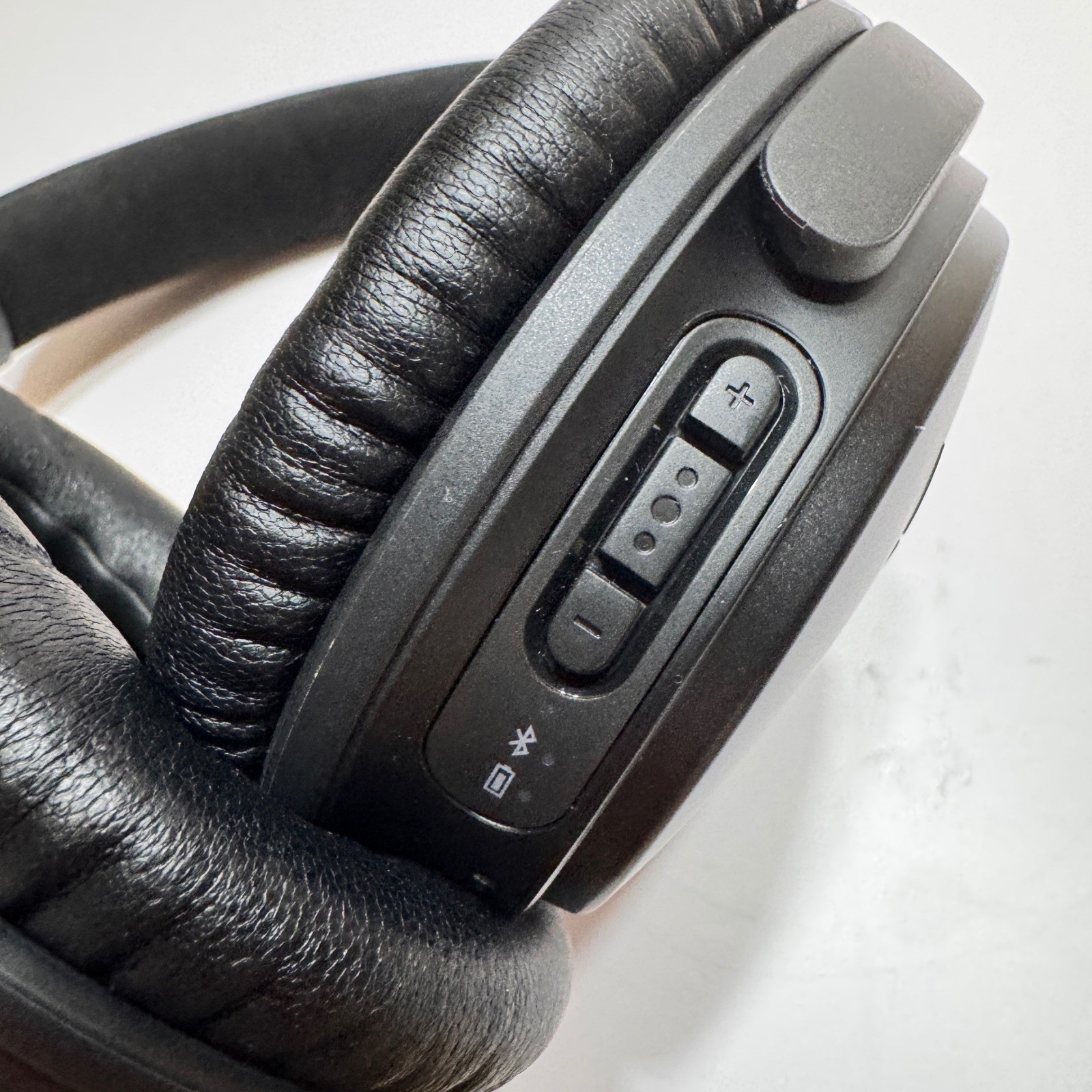 Bose QuietComfort 35 II Wireless Noise Cancelling Headphones Black 789564-0010