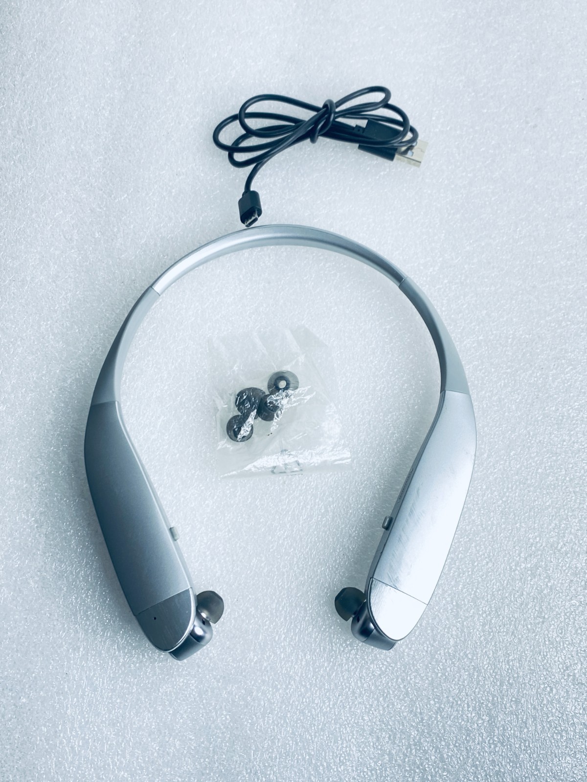 Lot Of 2 – Insignia Silver Bluetooth Noise-Canceling Wireless In-Ear Headsets