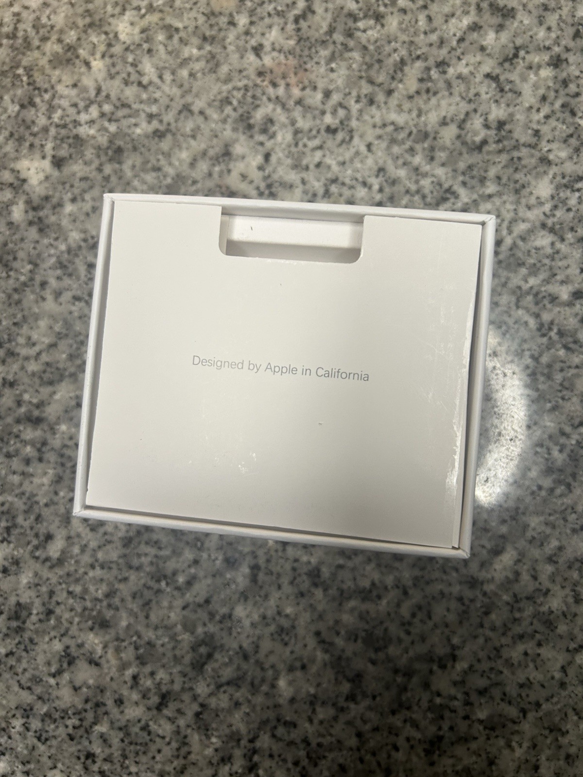 Earbuds comes with can can xxs xs s and large super good Bluetooth