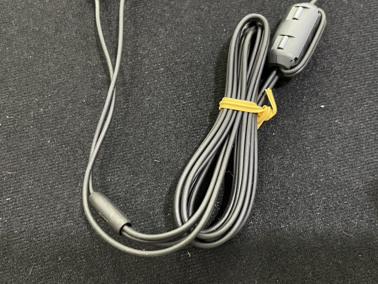 NOS Genuine Sony Walkman MDR-E0808 Earphones Headphones Black