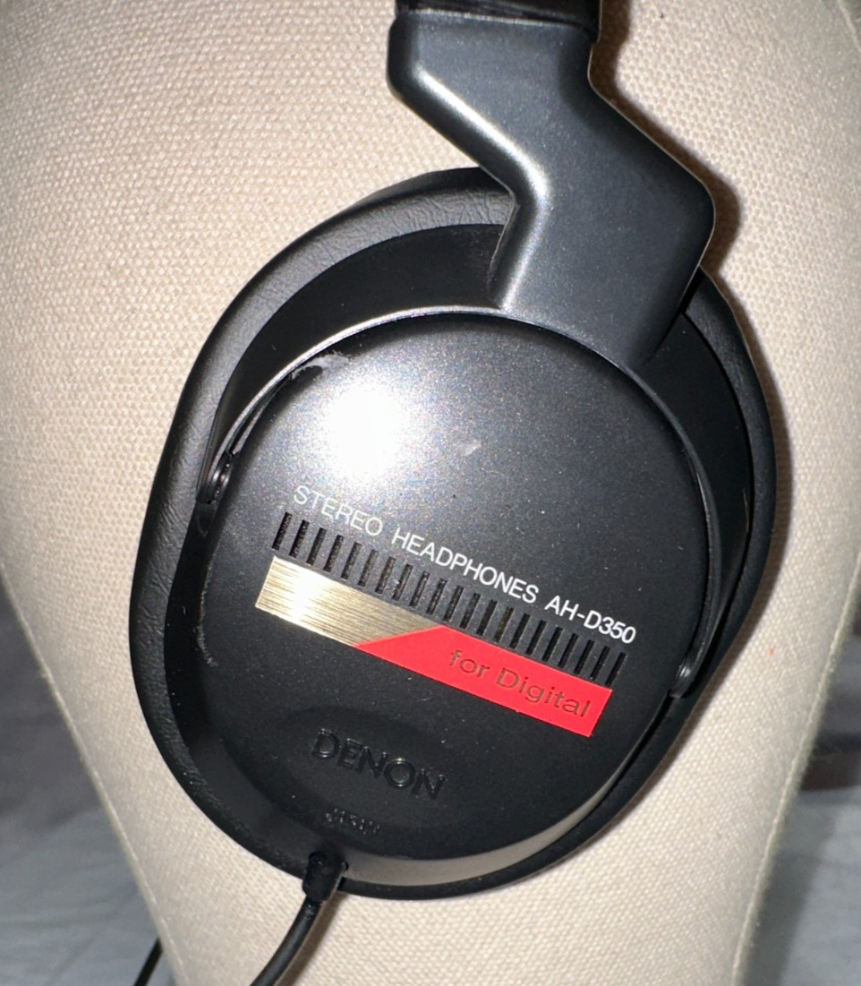 Denon AH-D350 Over Ear Headphones Wired Digital used/works (READ DESC)