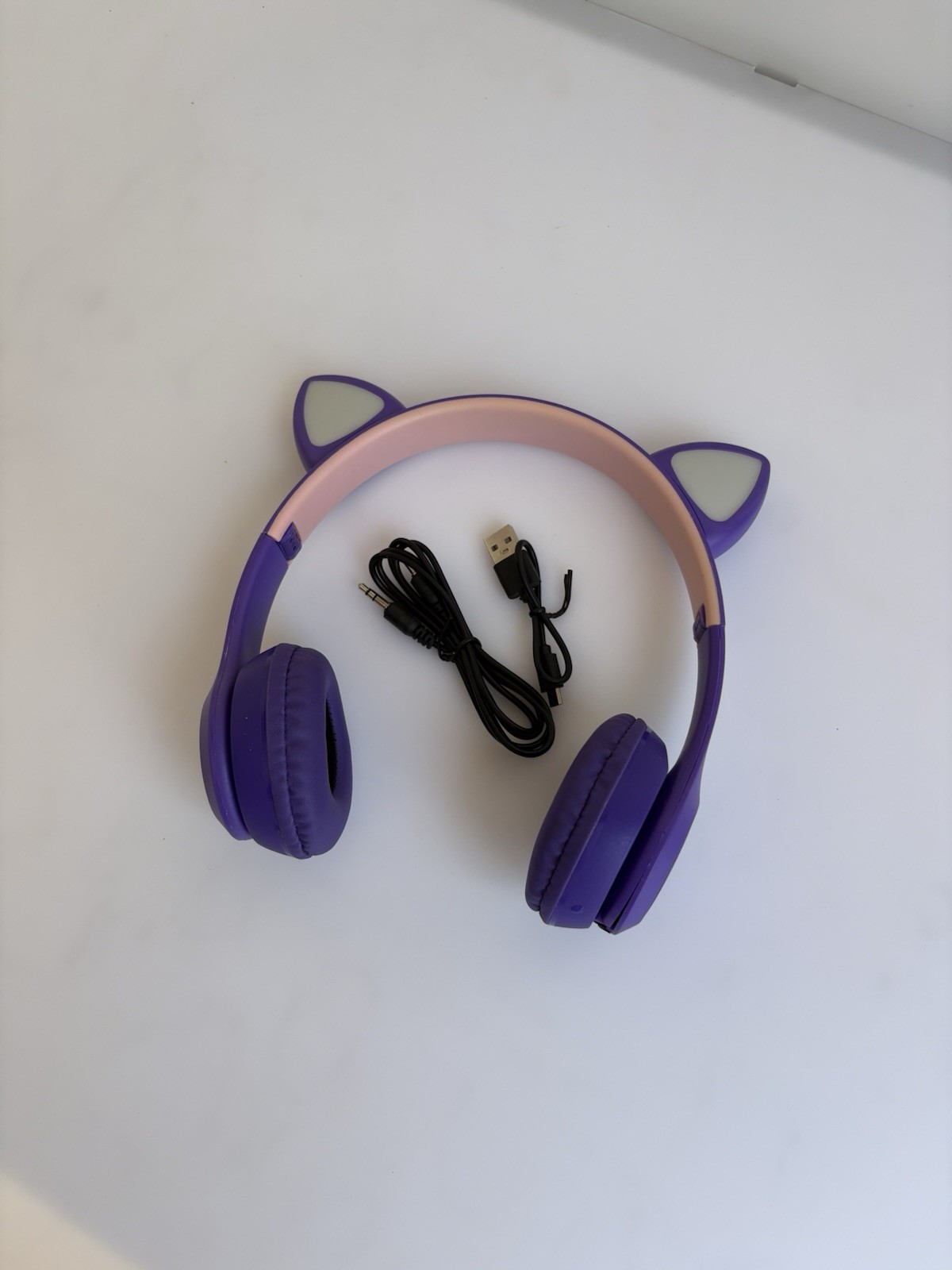 P47M Wireless Cat Ear Headphones Purple Pink Bluetooth USB Adjustable Headband