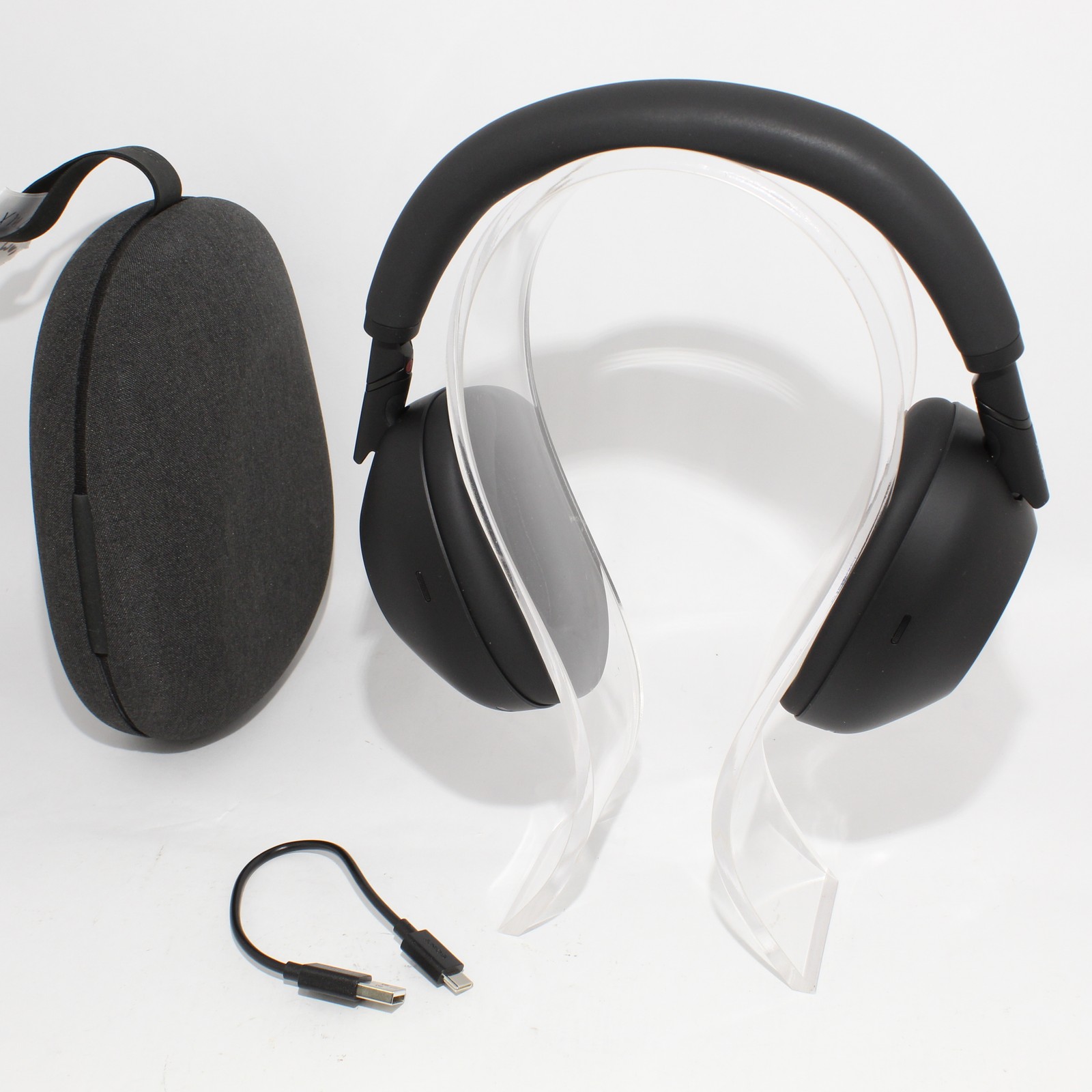 Excellent Sony WH-1000XM6 XM6 Bluetooth Noise Canceling Headphones Black BUNDLE