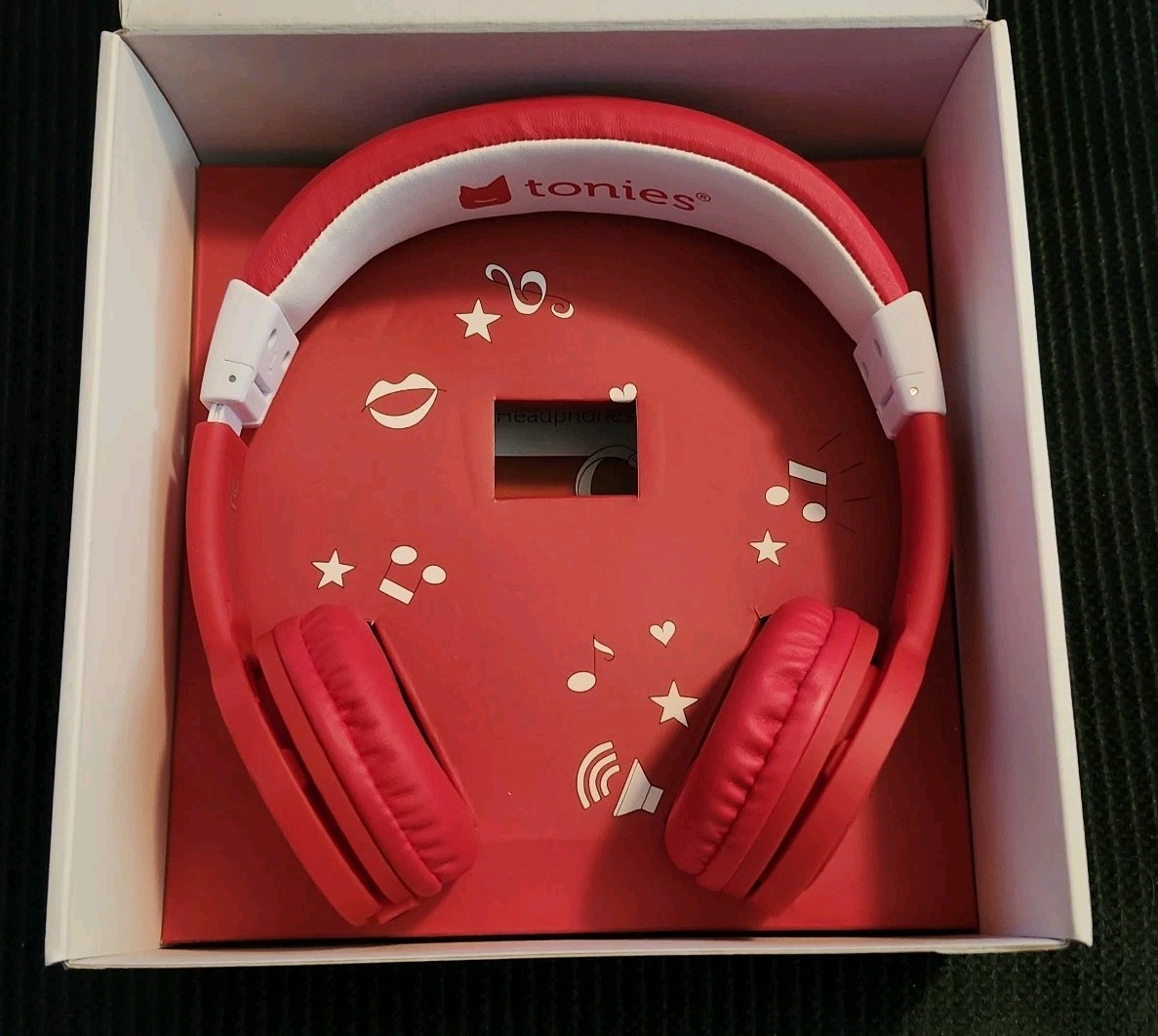 Red Headphones For Kids-Toniebox 1 – Open Box, Missing Cable