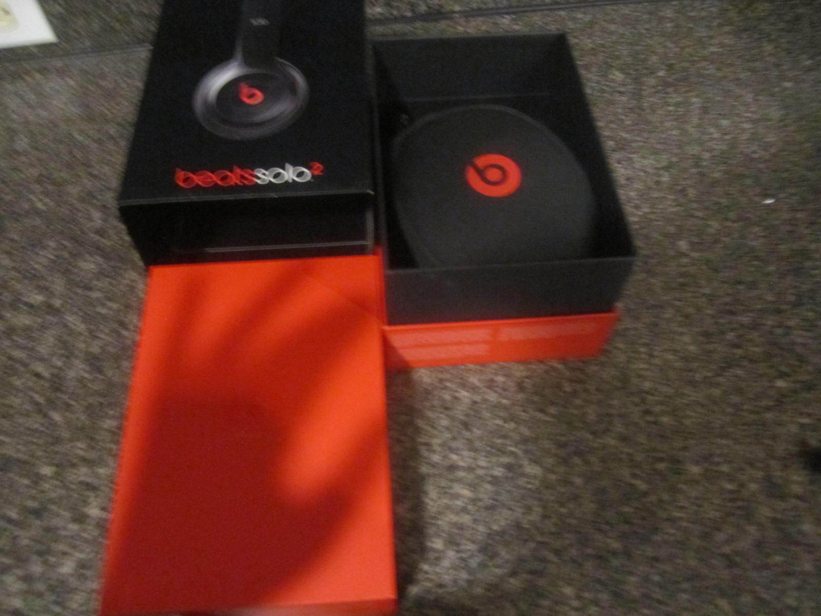 Beats Solo 2 Headphones (Wired) Black and Red