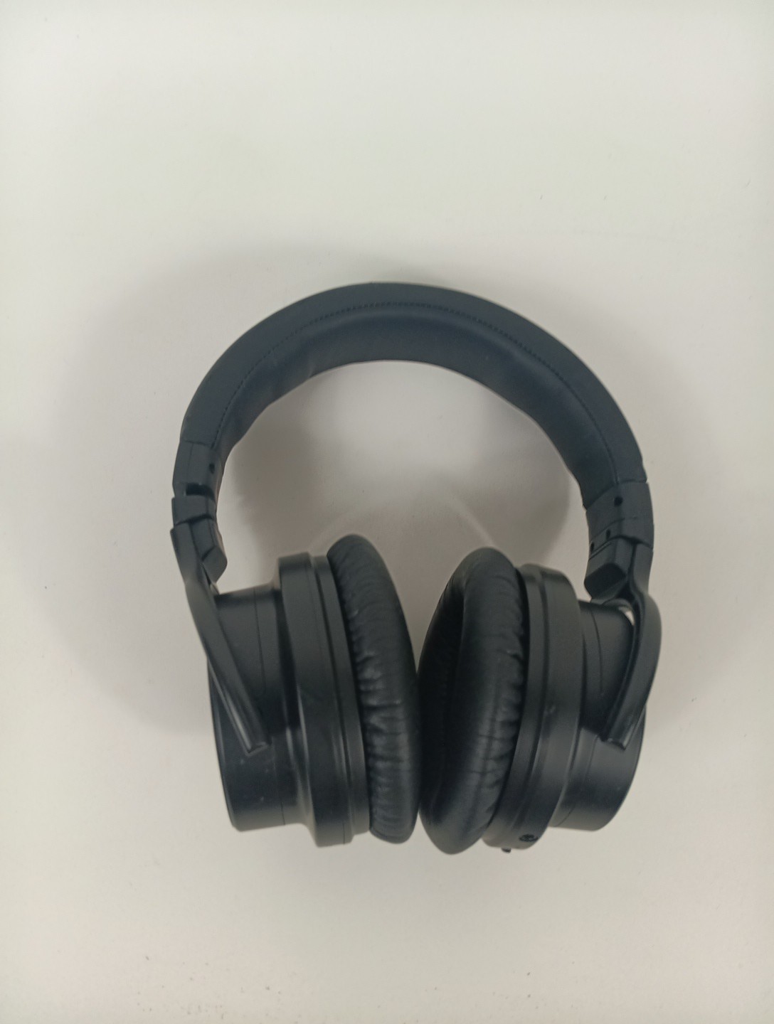 Cowin E7 Active Noise Cancelling Wireless Bluetooth Headphones mic Black MATTE