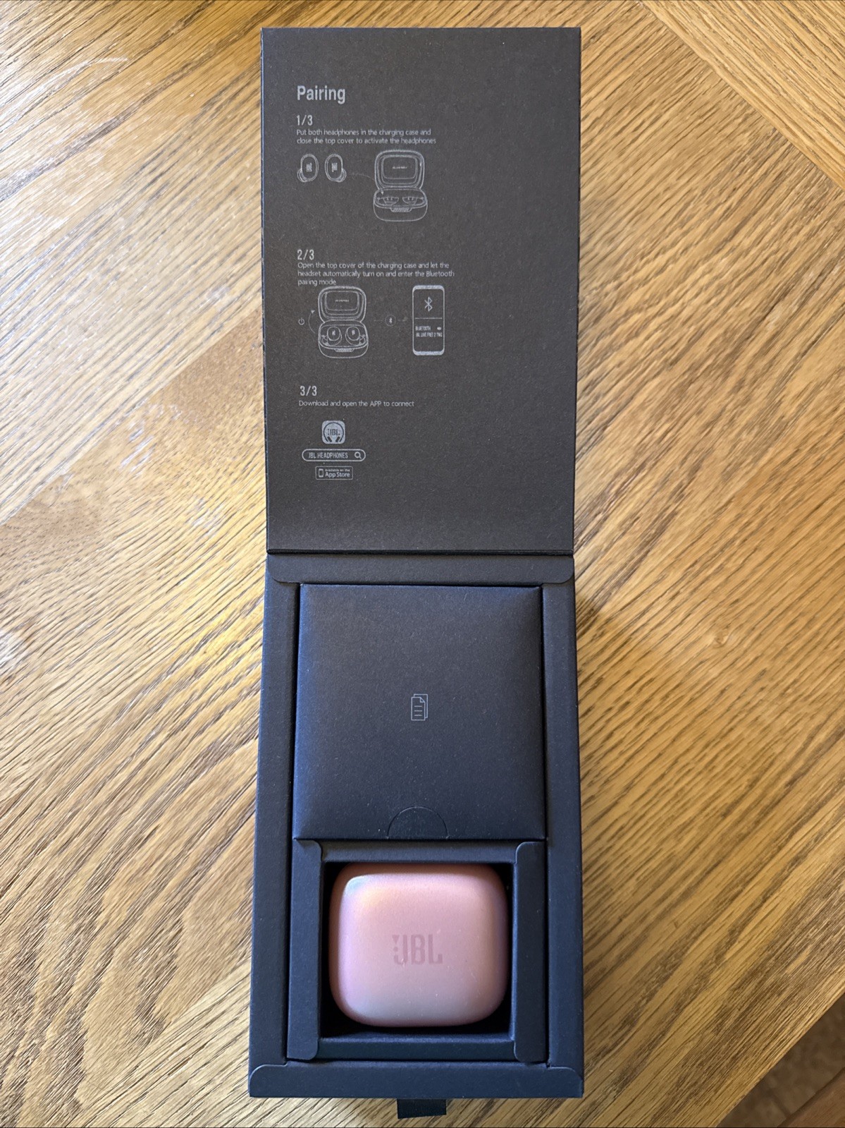 JBL Live Free 2 TWS Earbuds – Noise Cancelling, Bluetooth, Great Sound!