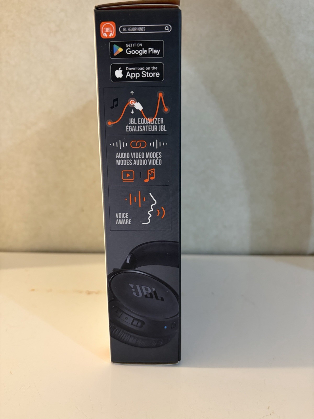 JBL TUNE 520BT Bluetooth Headphones New Open Box