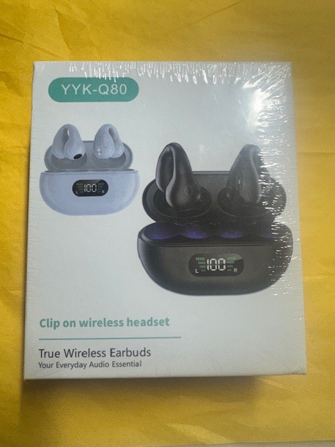 Alpha Digital – Clip-On/Open Ear-Buds Bluetooth 5.3, 18Hr Playtime – Black New