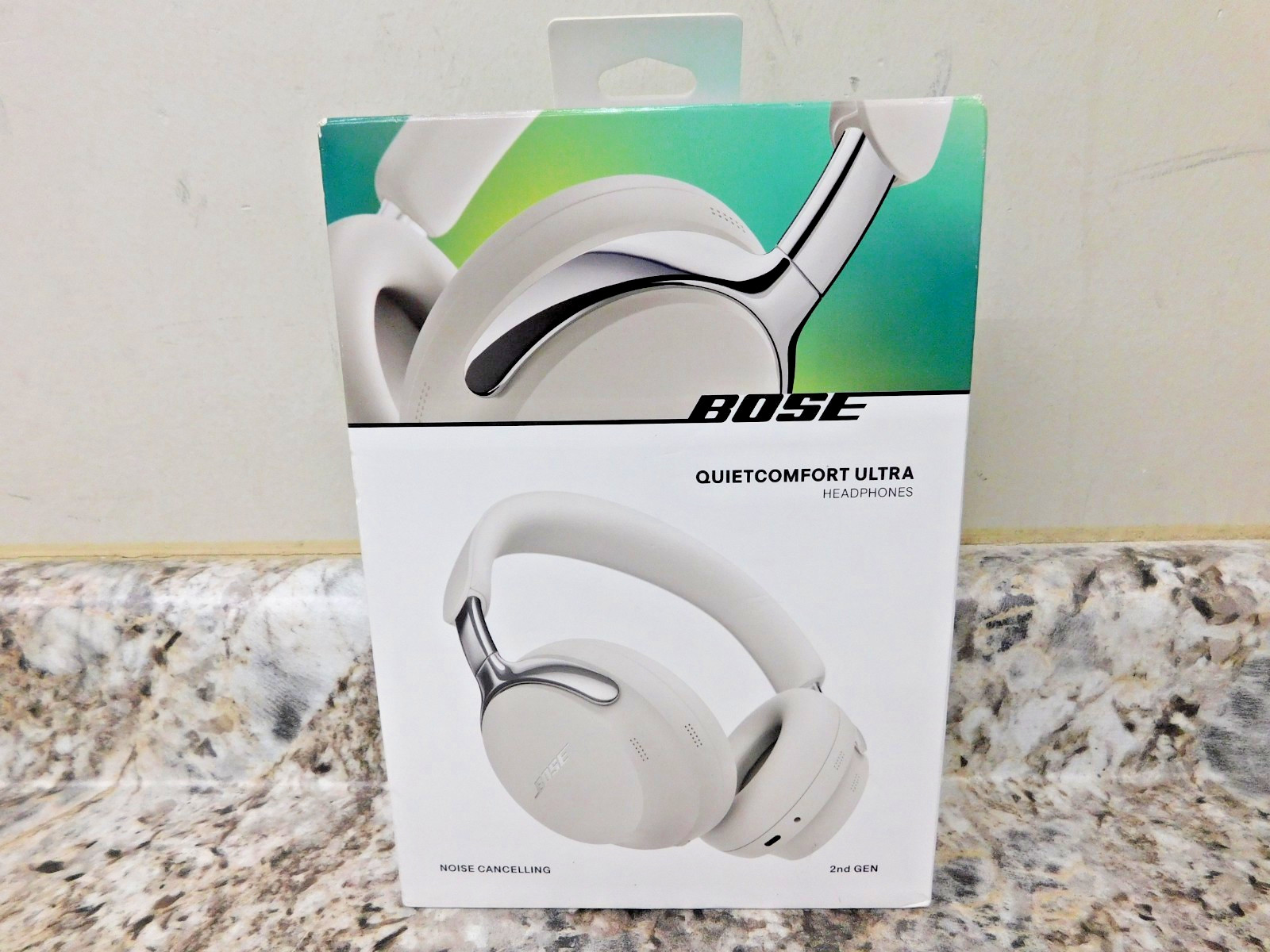Bose QuietComfort Ultra Headphones (2nd Gen) Wireless Noise Cancelling – White