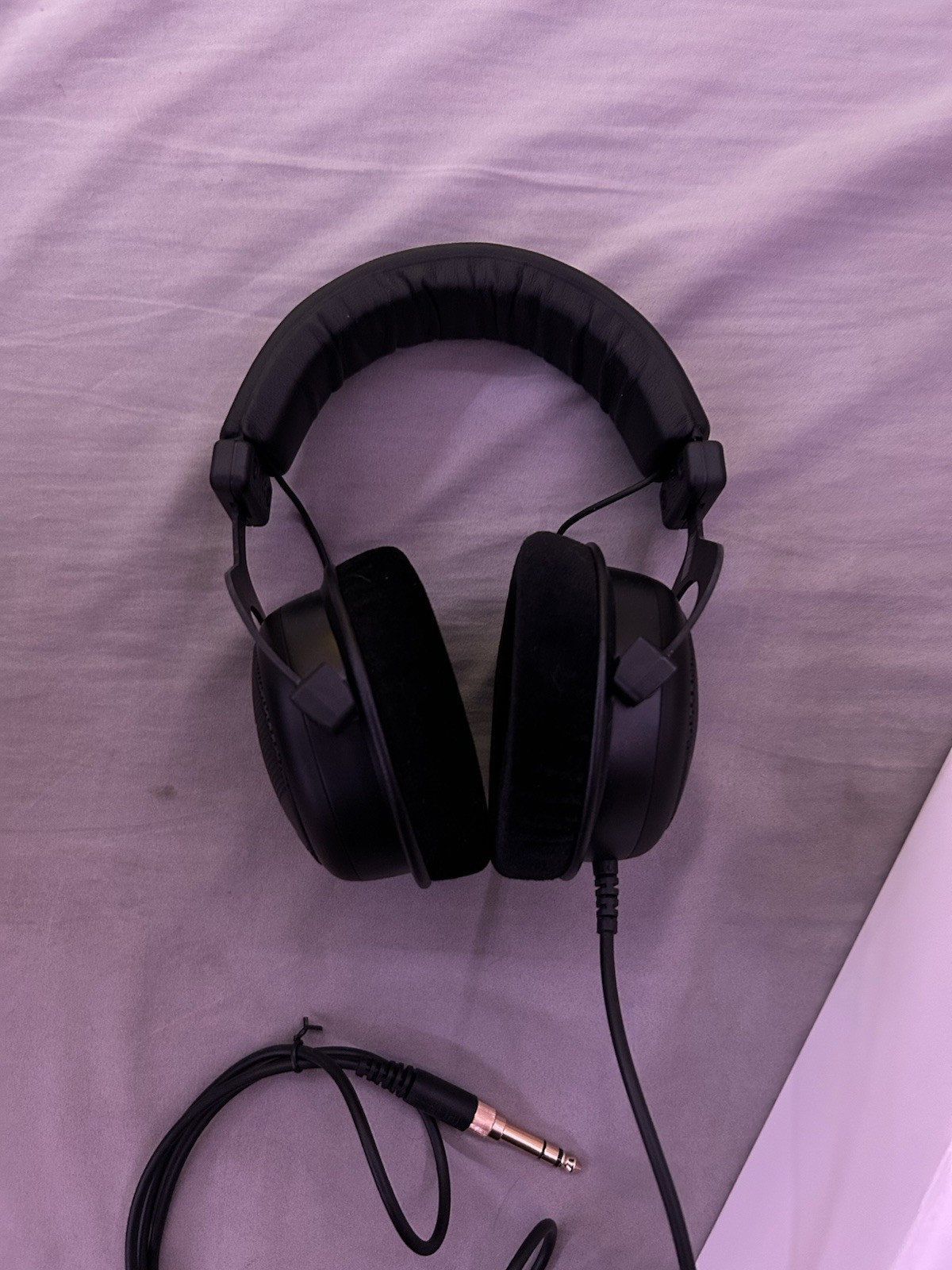 beyerdynamic TYGR 300 R Open-Back Gaming Headphones Black Over-Ear 6.35mm